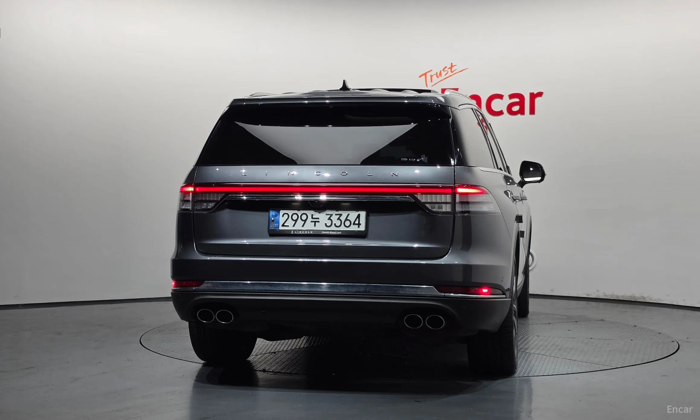 Lincoln Aviator 2nd Generation превью 4