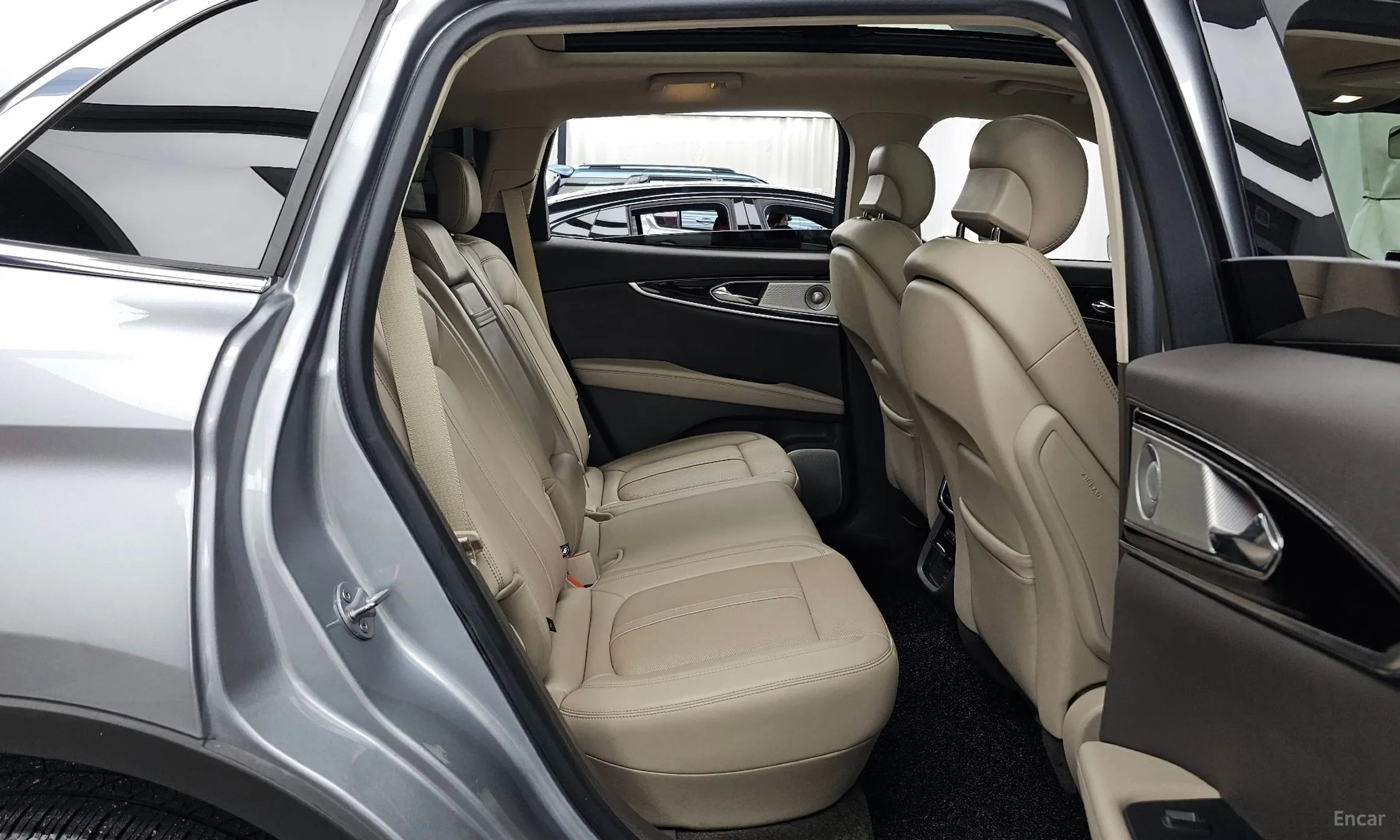 Lincoln Nautilus Gen 1 превью 12