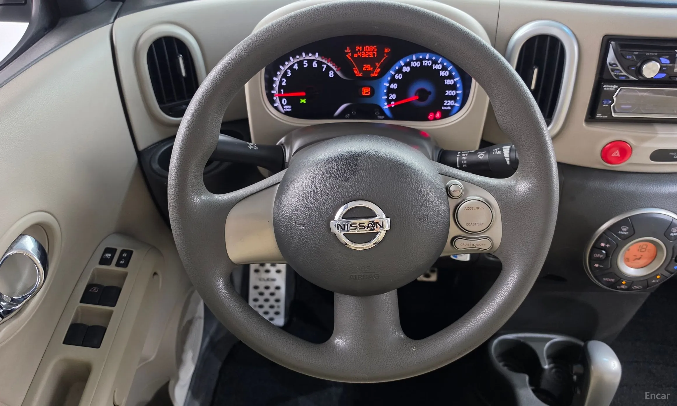 Nissan Cube превью 13