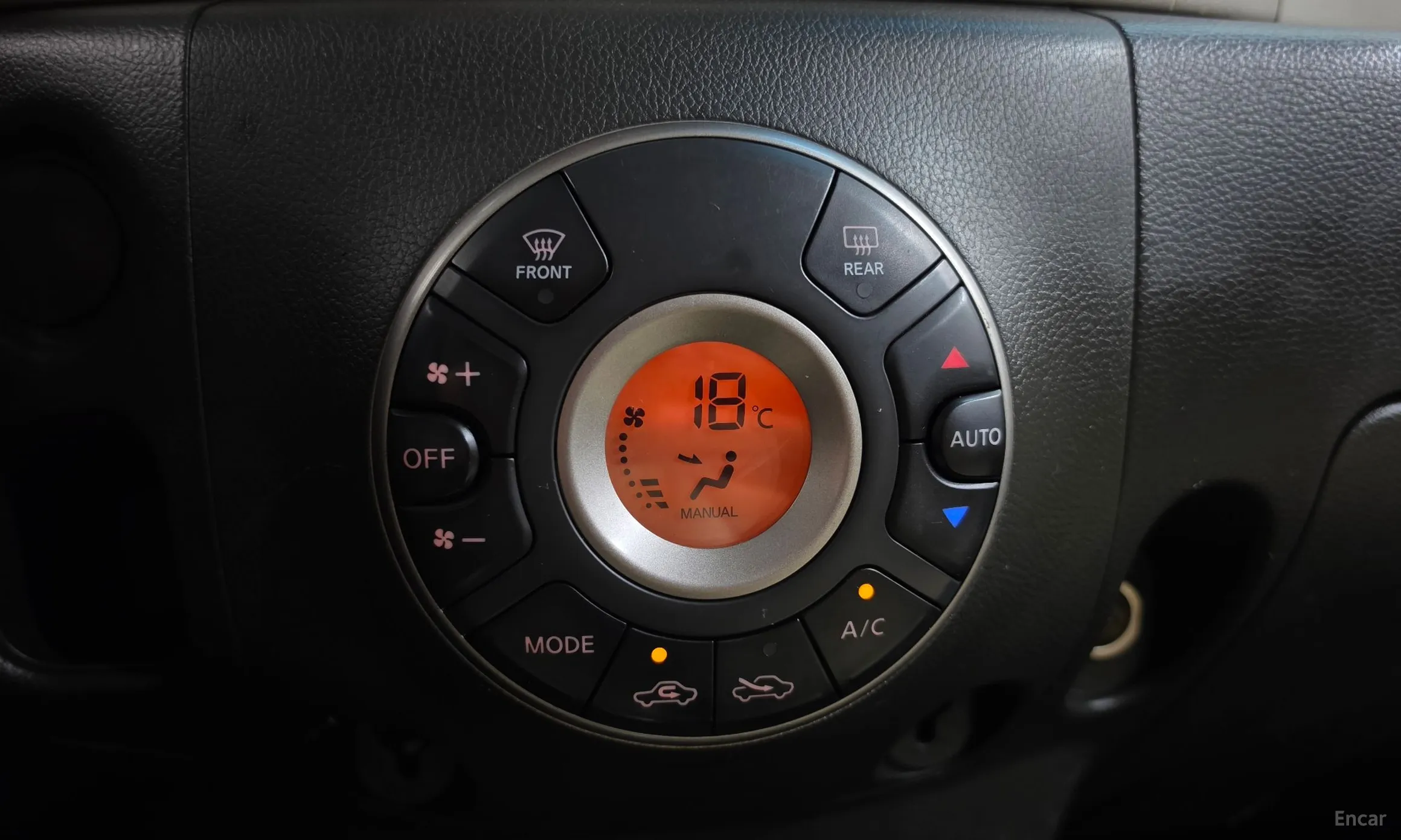 Nissan Cube превью 16