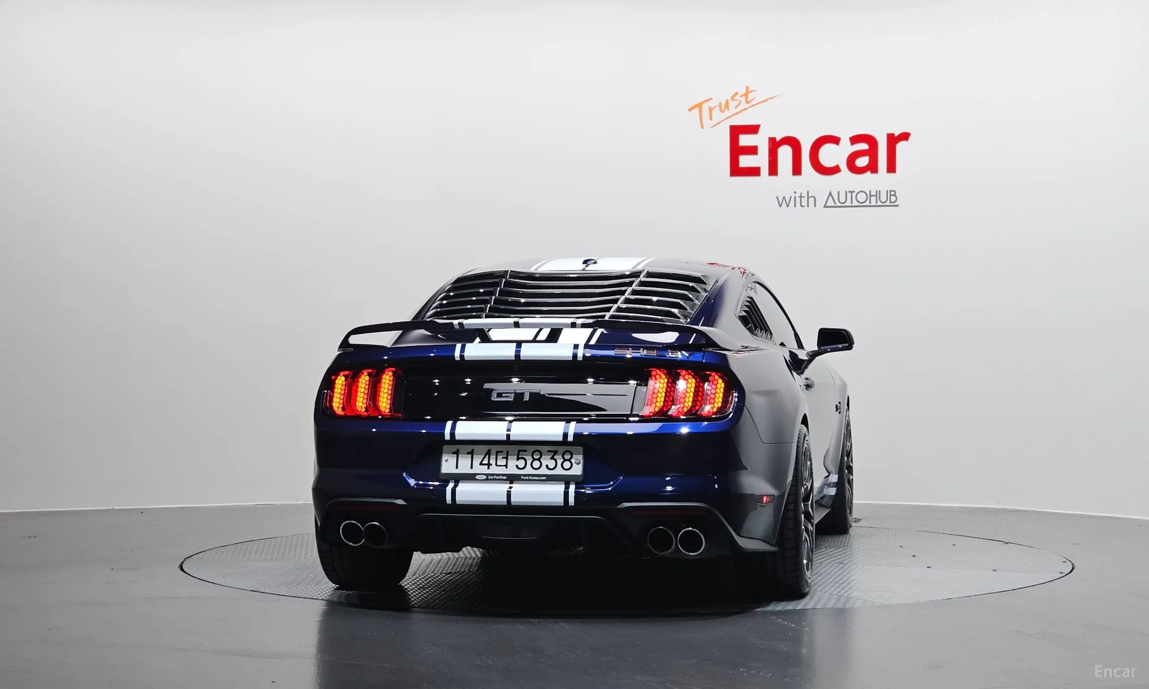 Ford Mustang превью 4