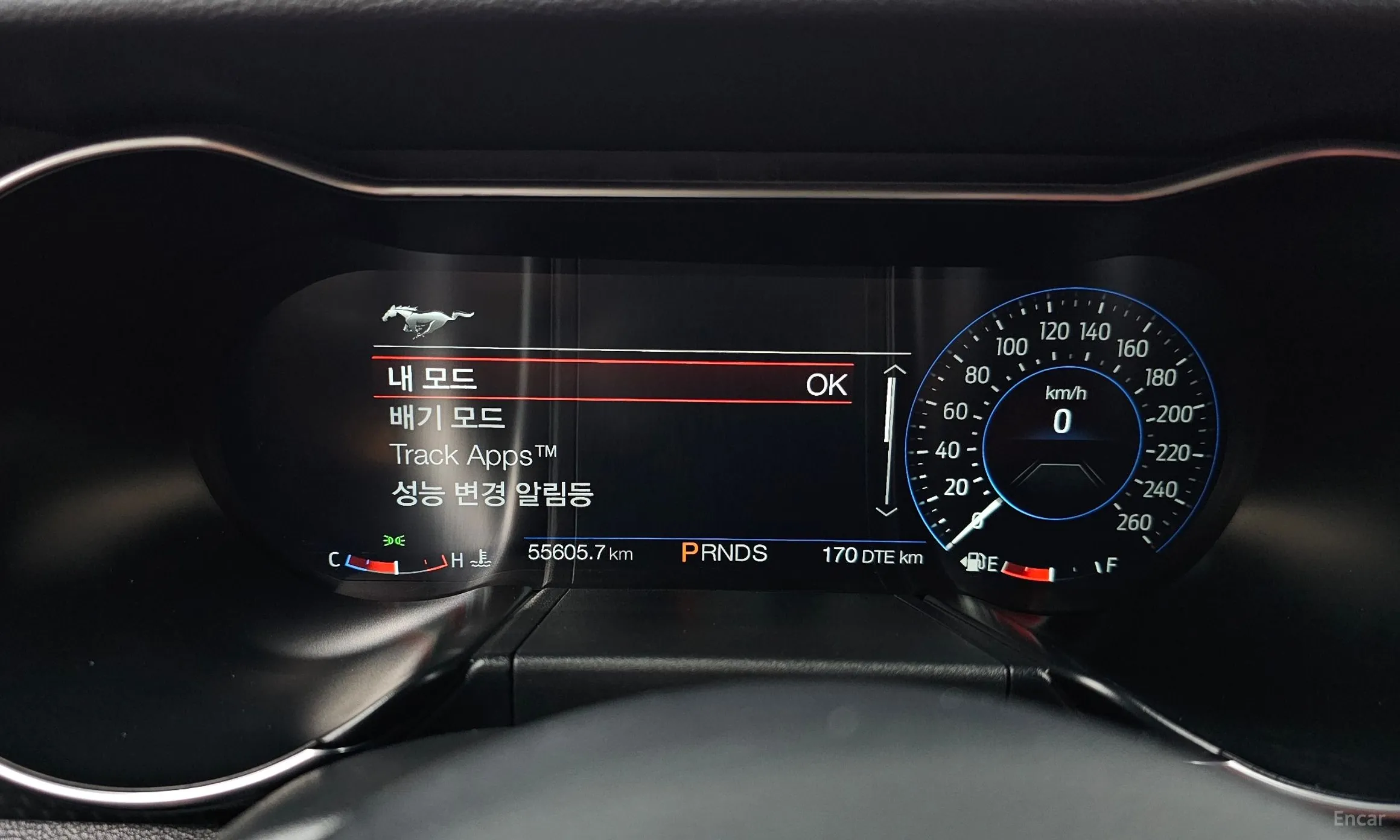 Ford Mustang превью 8