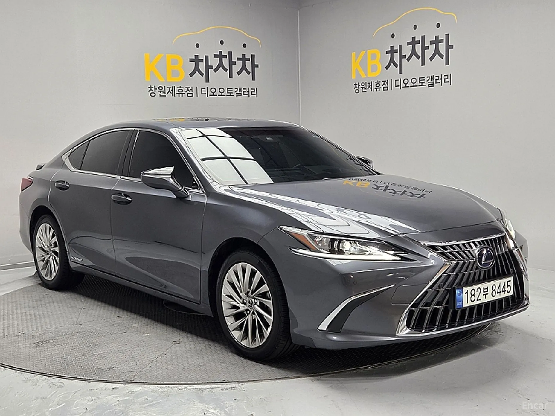 Lexus ES300h 7th Generation превью 3