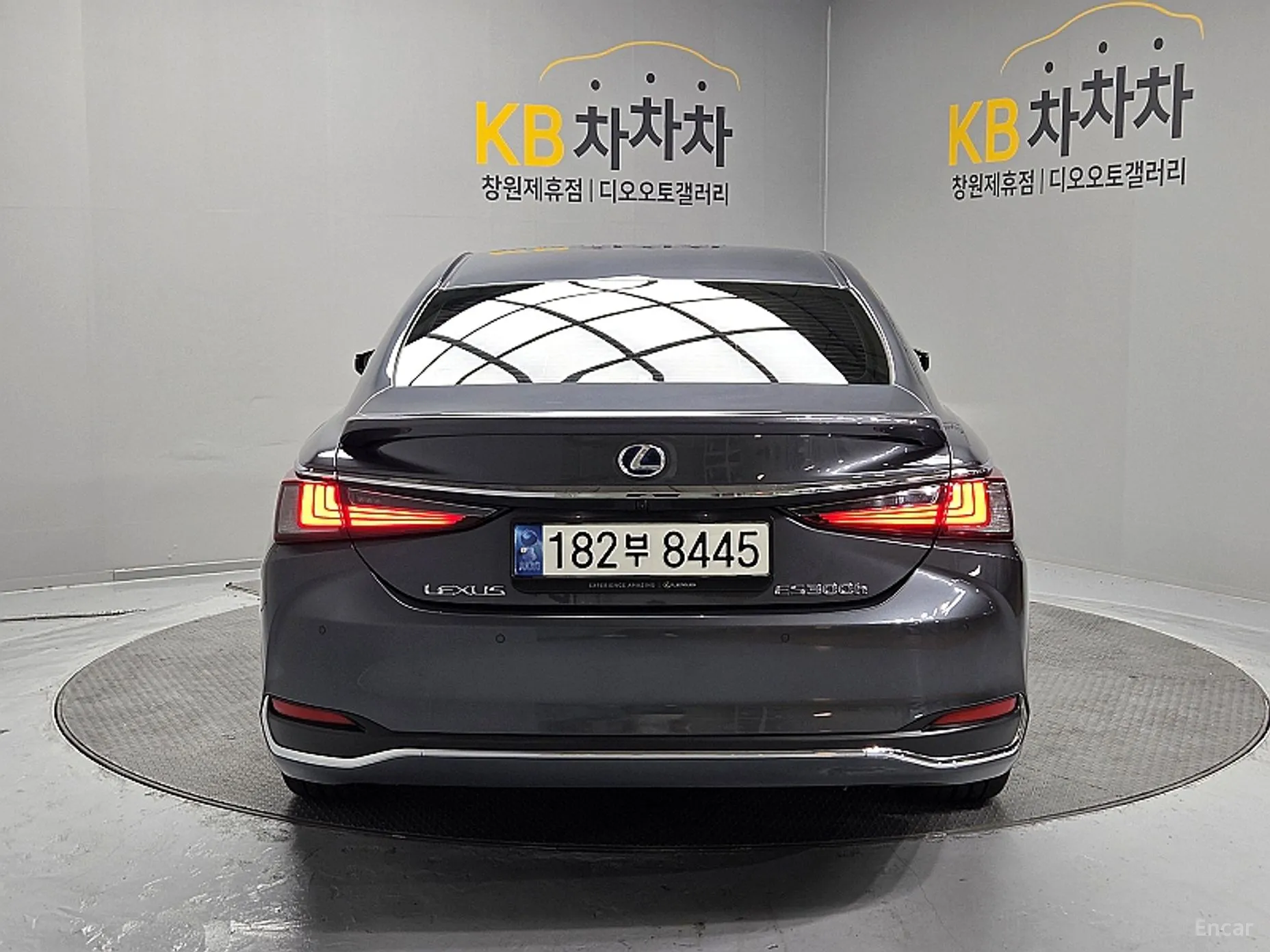 Lexus ES300h 7th Generation превью 6