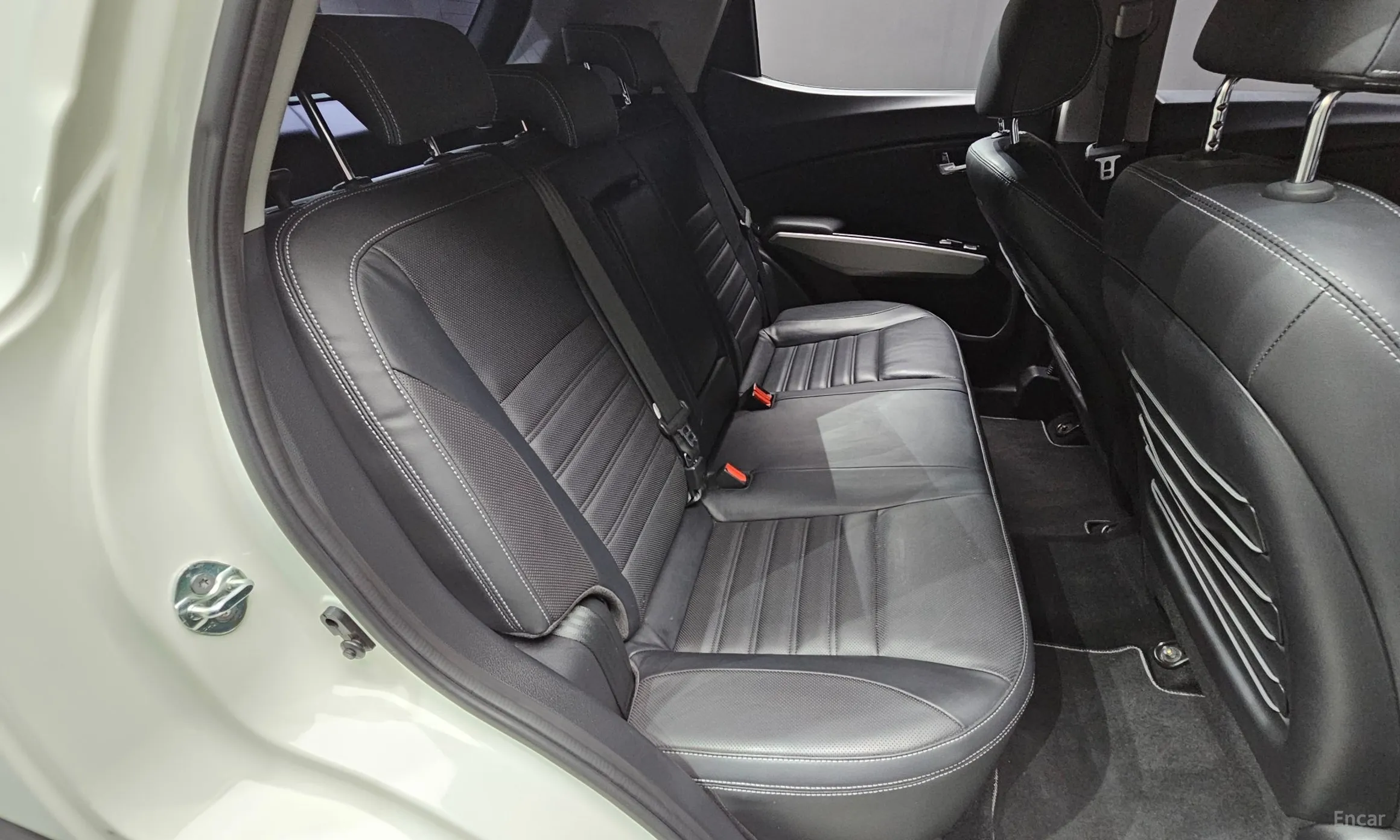KG Mobility (SsangYong) Tivoli, Lazio превью 11