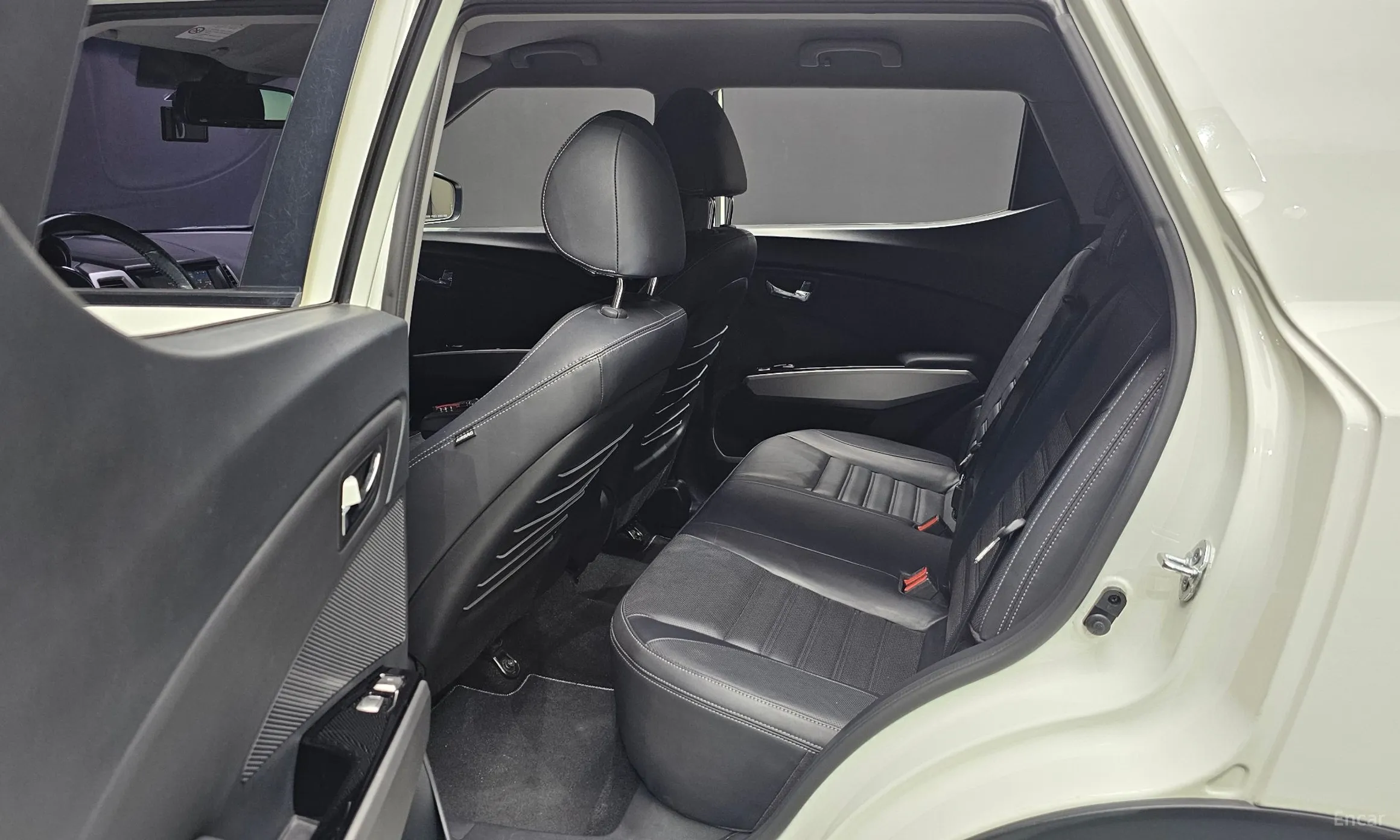 KG Mobility (SsangYong) Tivoli, Lazio превью 12