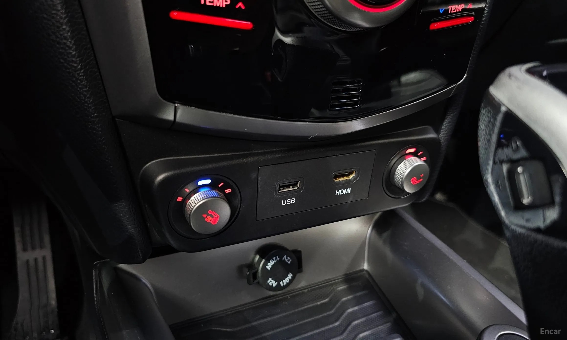 KG Mobility (SsangYong) Tivoli, Lazio превью 15