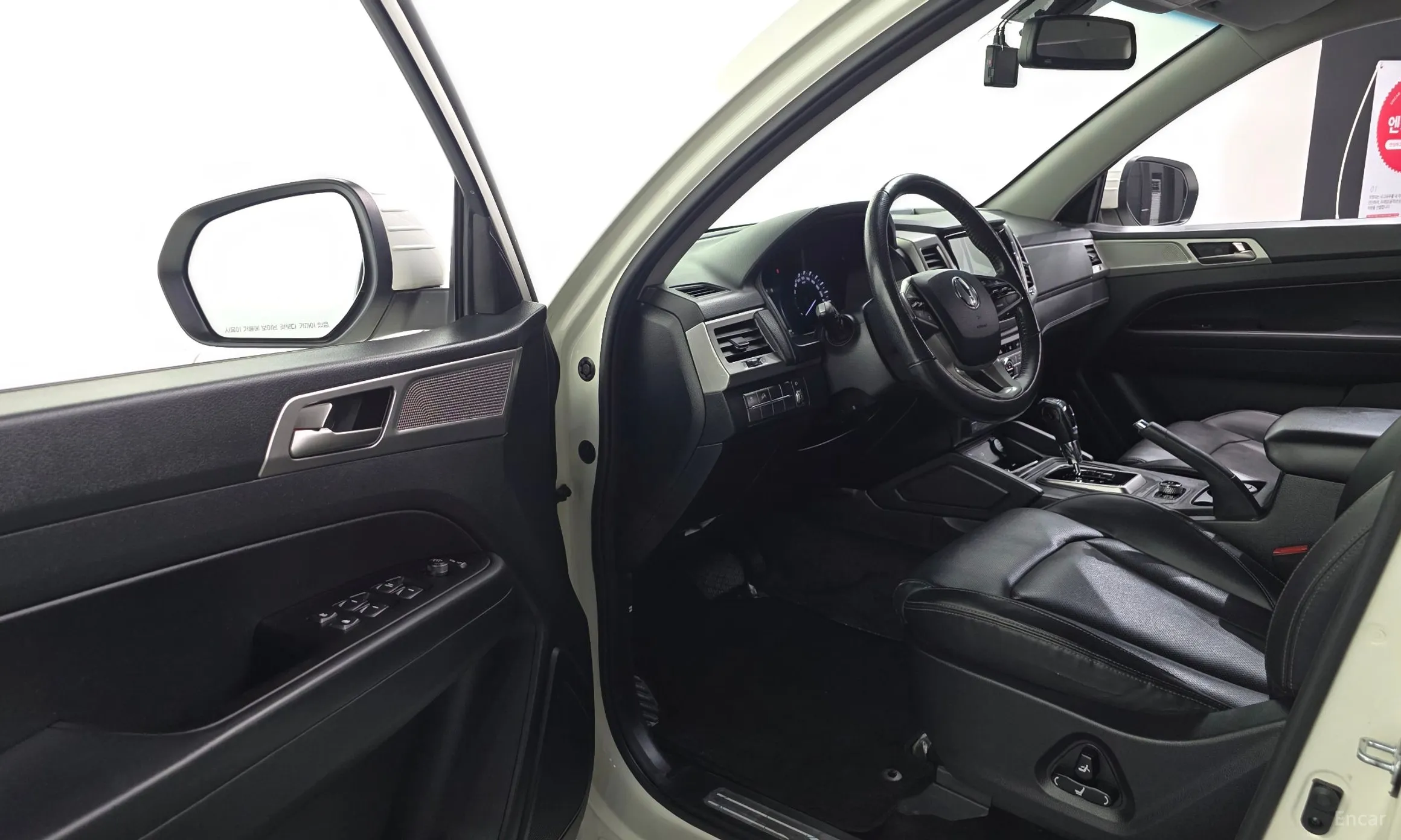 KG Mobility (SsangYong) Rexton Sports превью 11