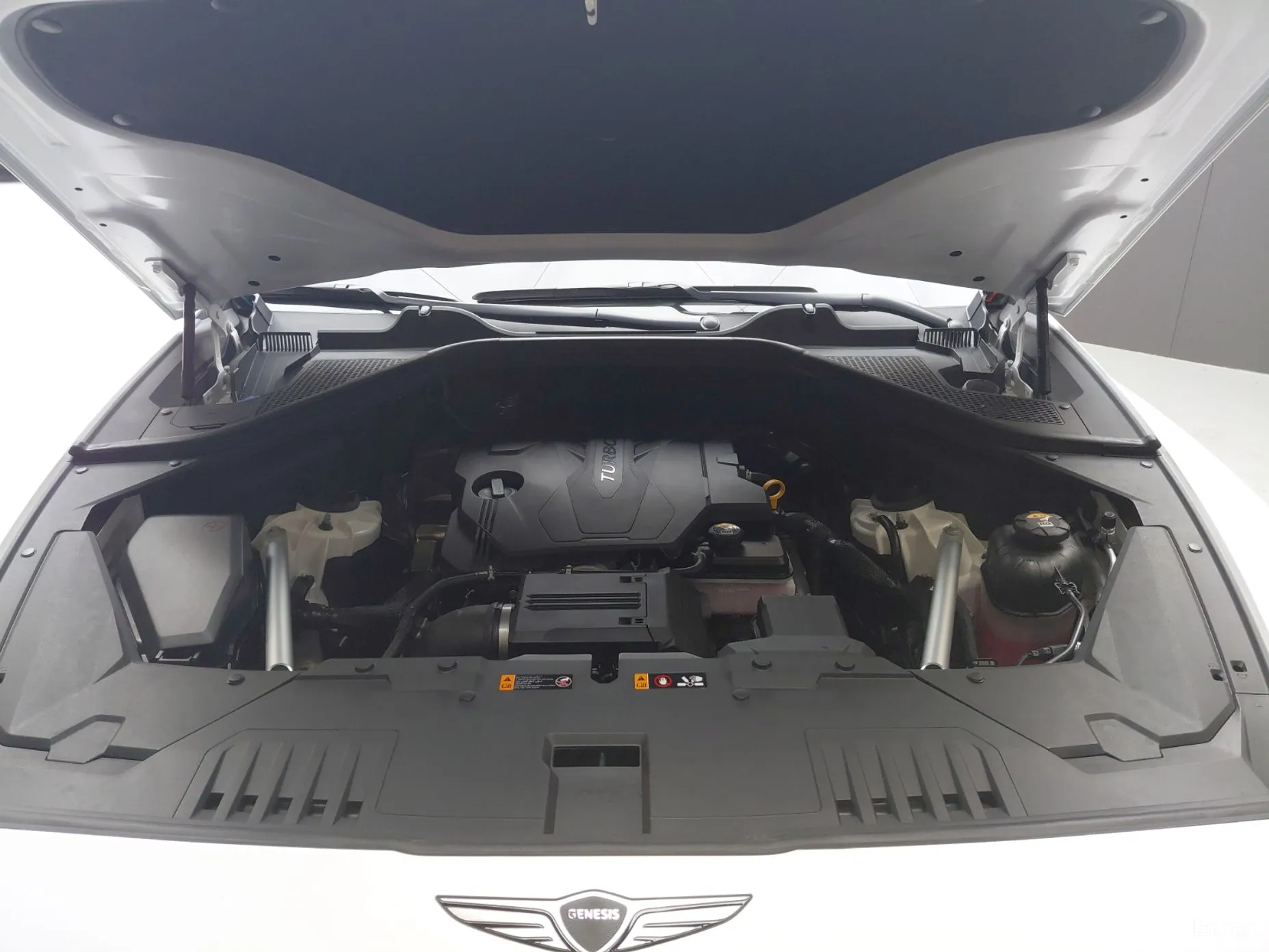 Genesis GV80 превью 6