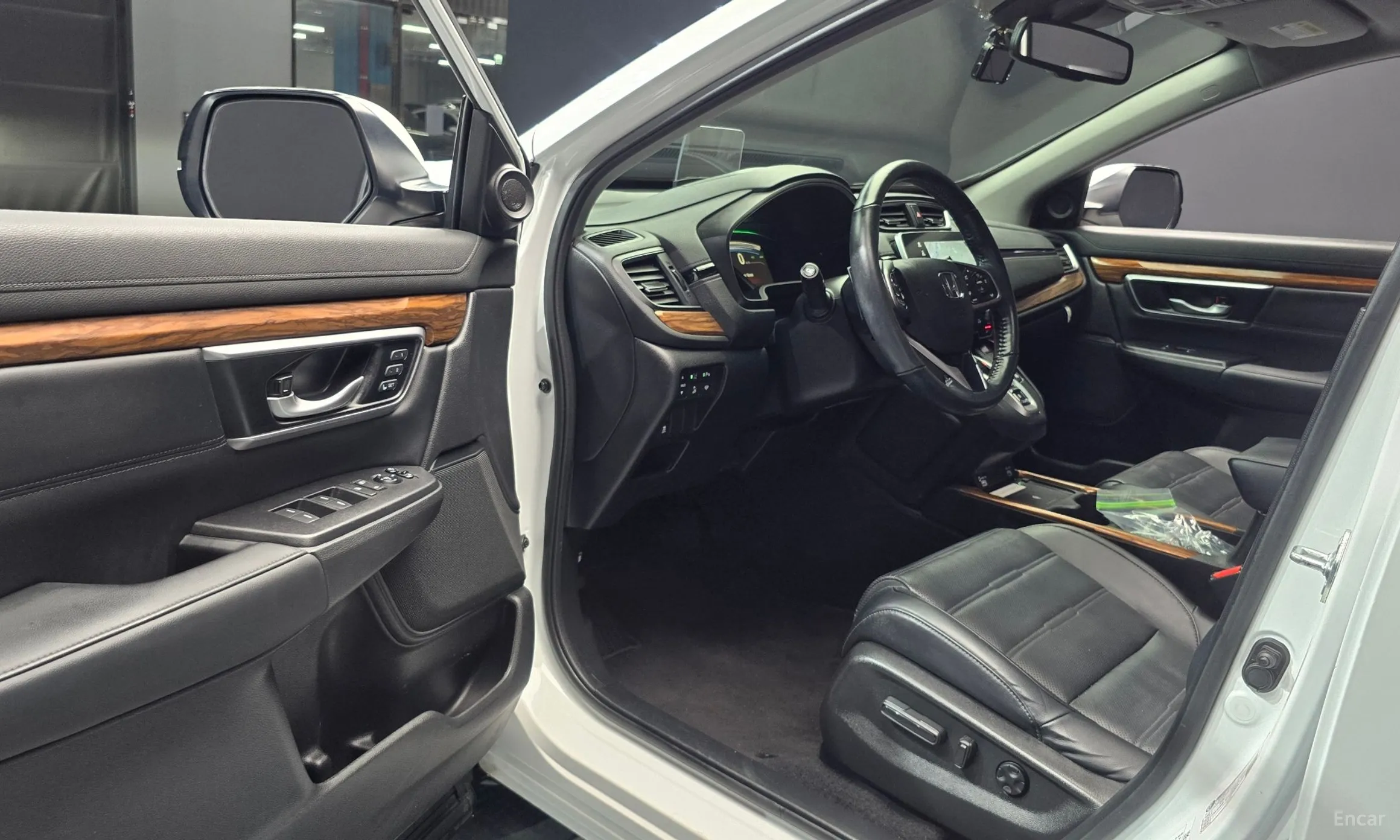 Honda CR-V 5th generation превью 10