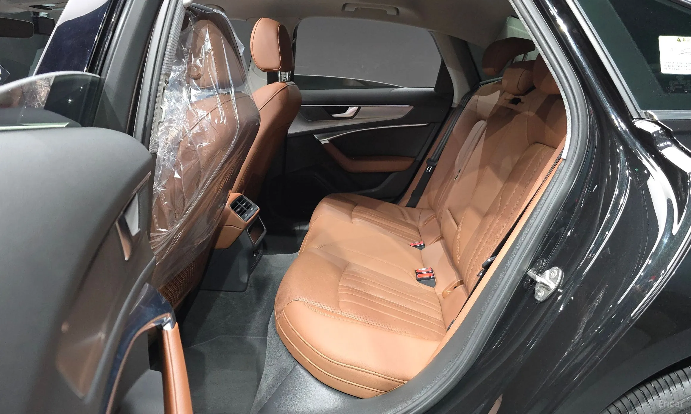 Audi A6 (C8) превью 12