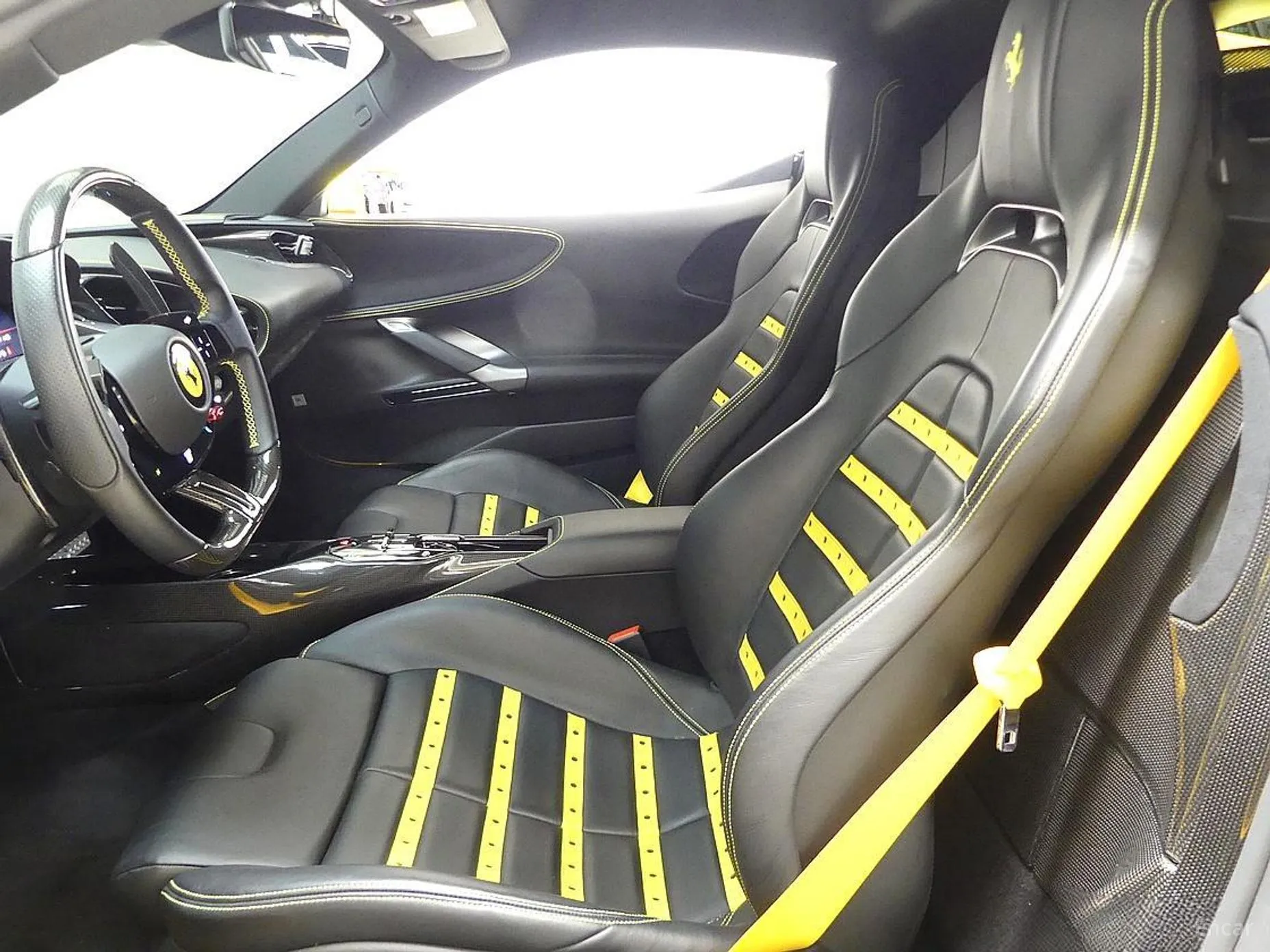 Ferrari SF90 Stradale превью 11