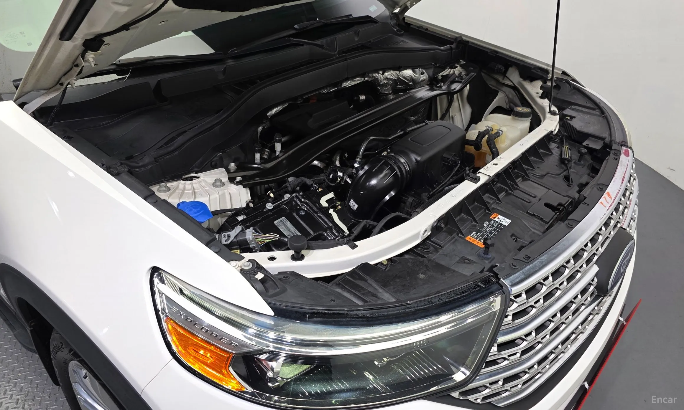 Ford Explorer 6th Generation превью 6
