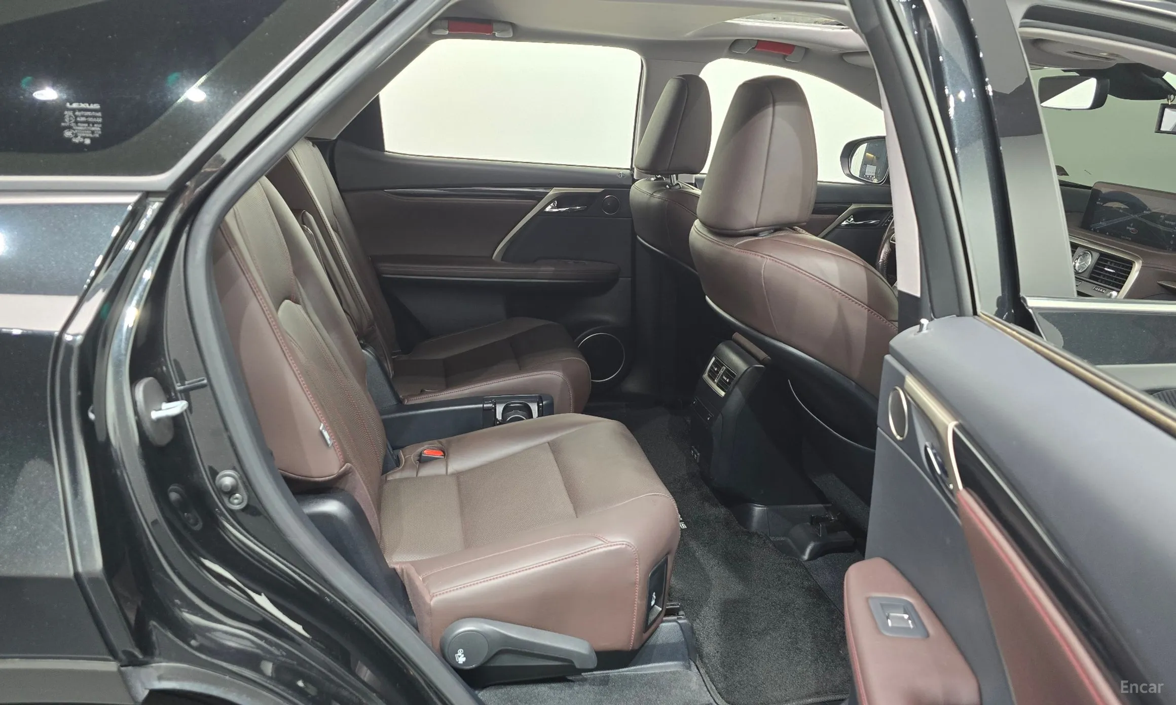 Lexus RX450hL 4th Generation превью 11