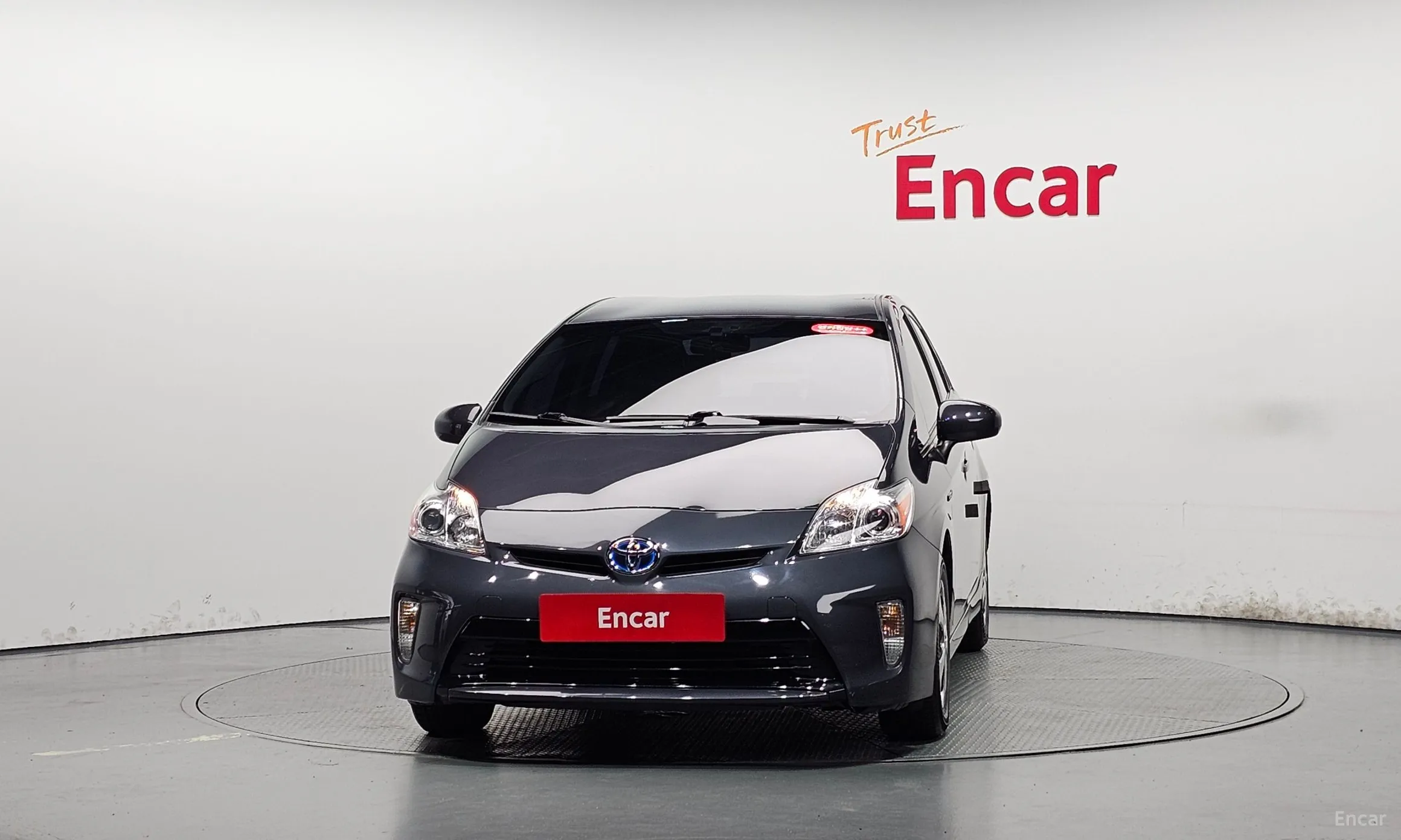 Toyota Toyota Prius превью 3