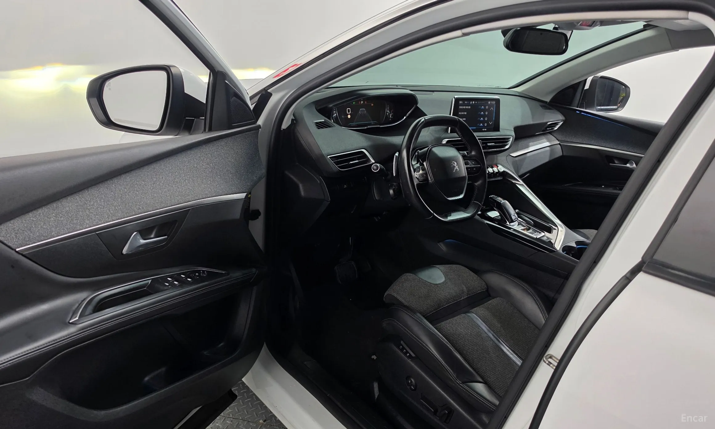 Peugeot 5008 2nd generation превью 10
