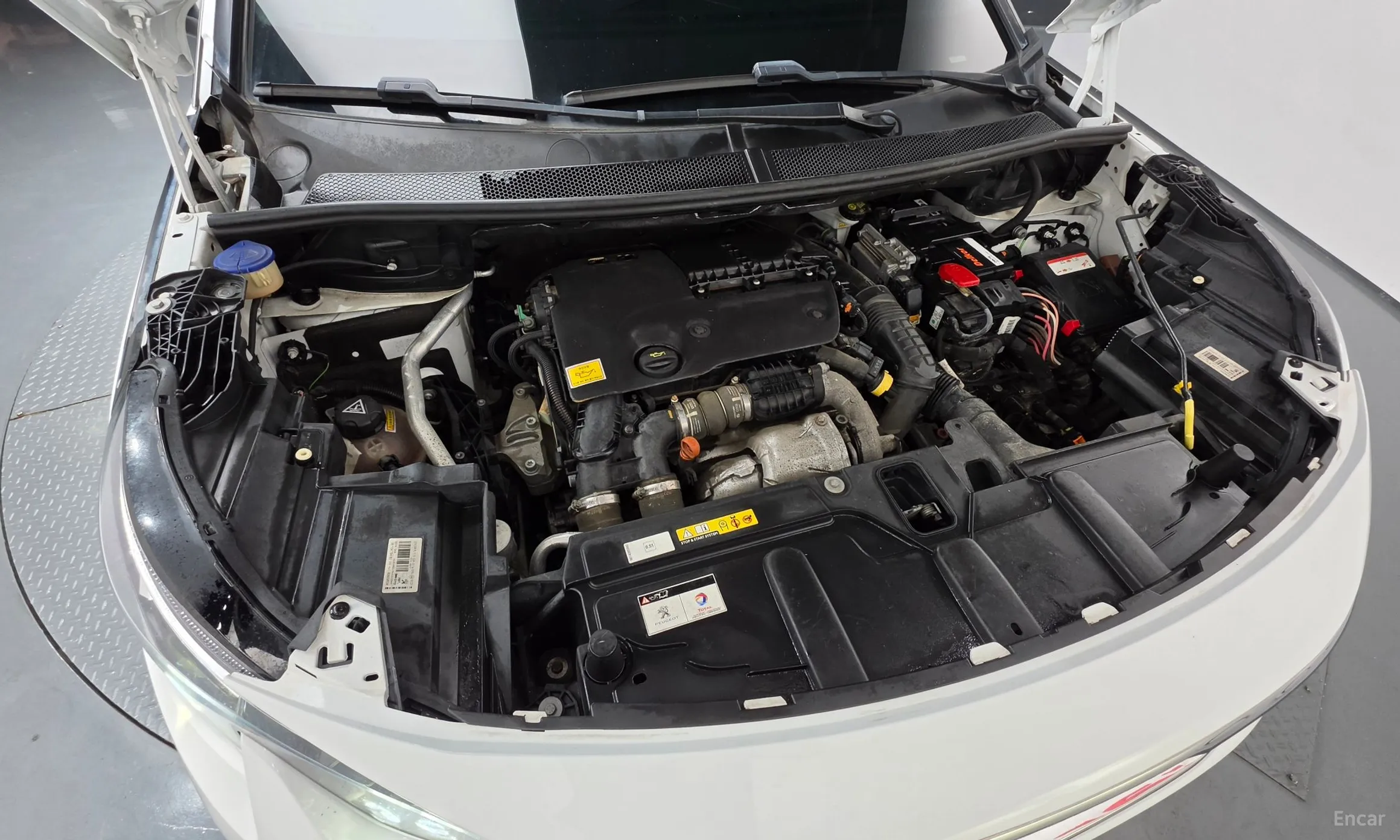 Peugeot 5008 2nd generation превью 6