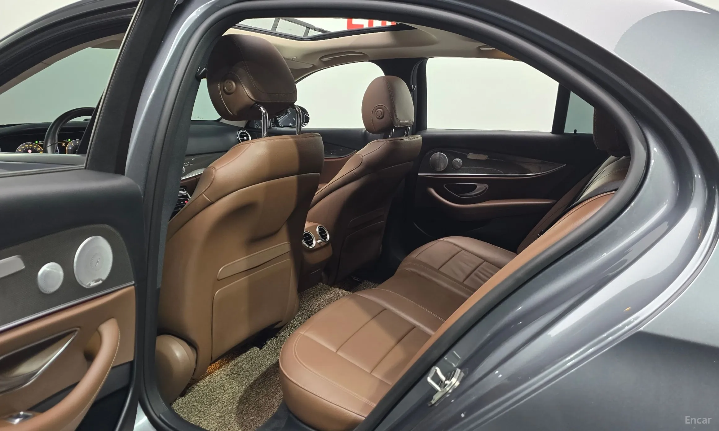 Mercedes Benz E-Class W213 превью 11