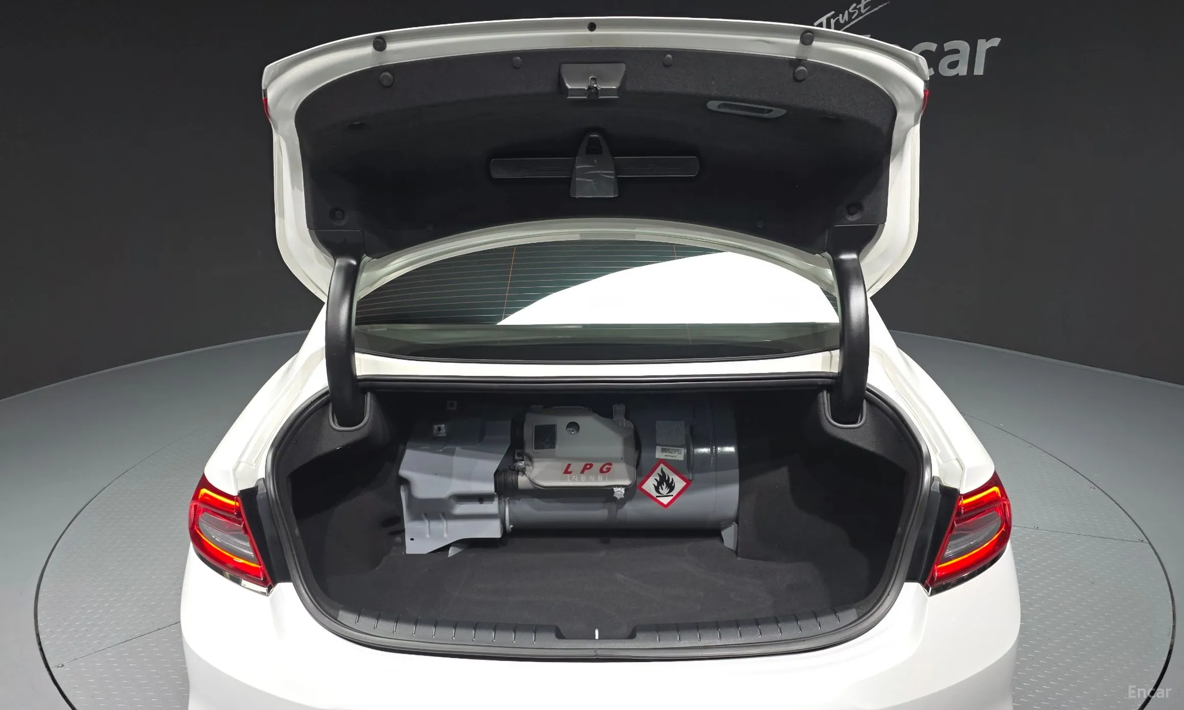 Hyundai Grandeur IG превью 20