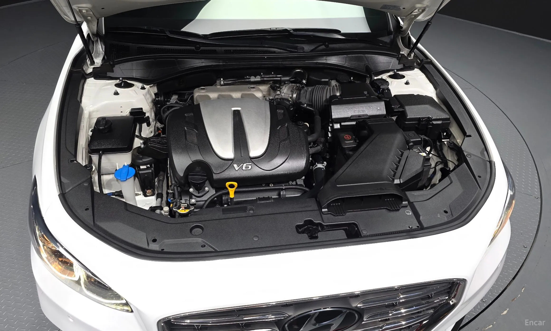 Hyundai Grandeur IG превью 6