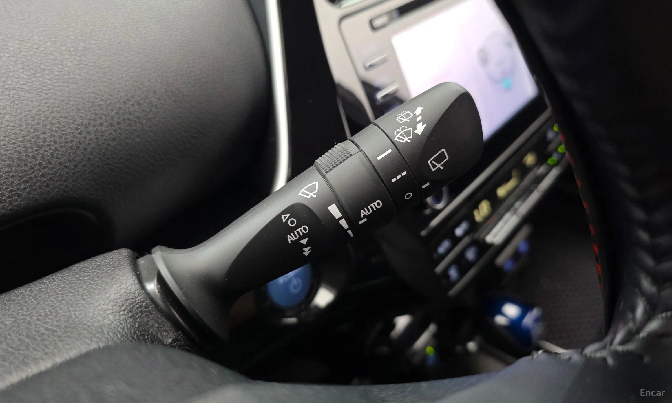 Toyota Prius 4th Generation превью 17