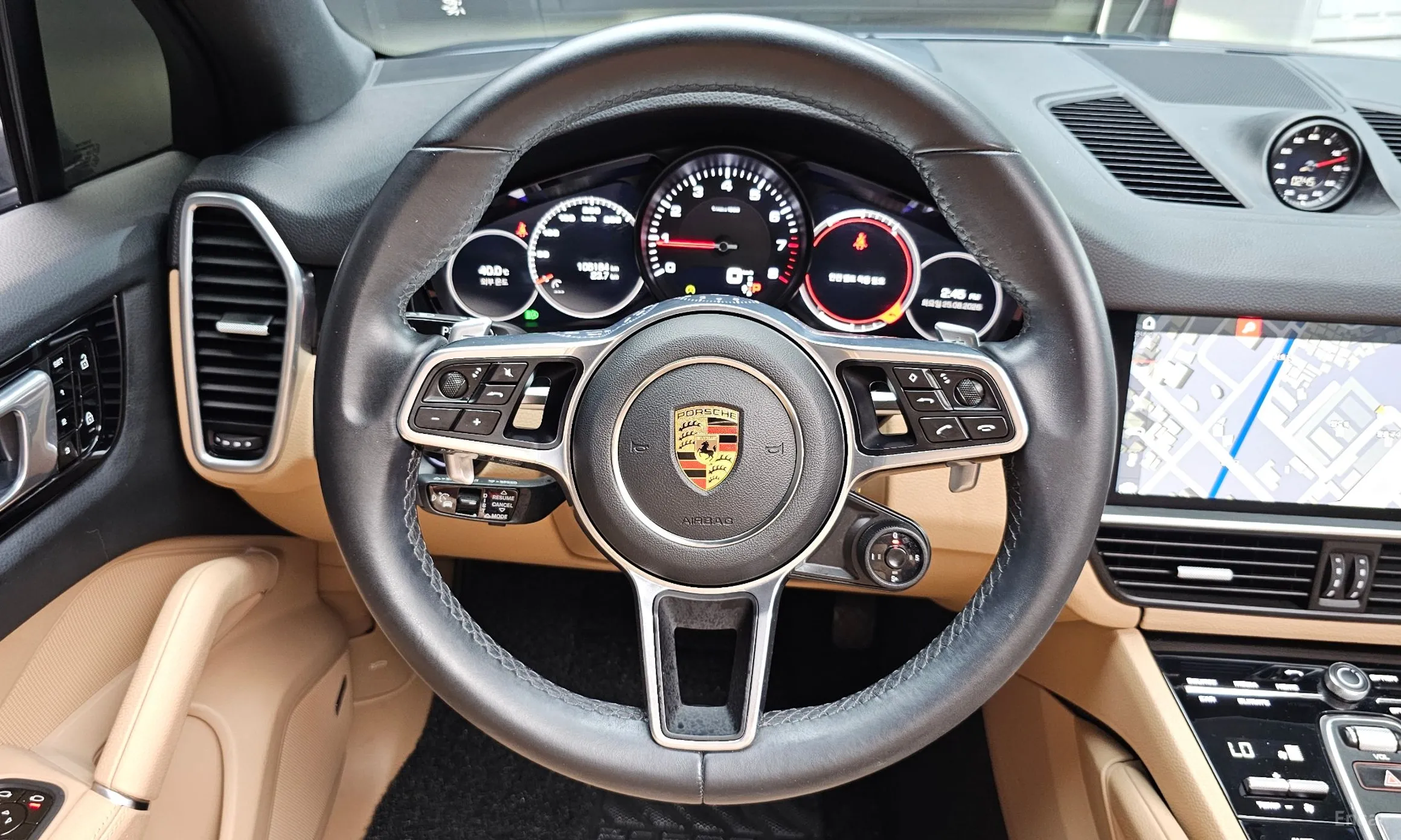 Porsche Cayenne (PO536) превью 12