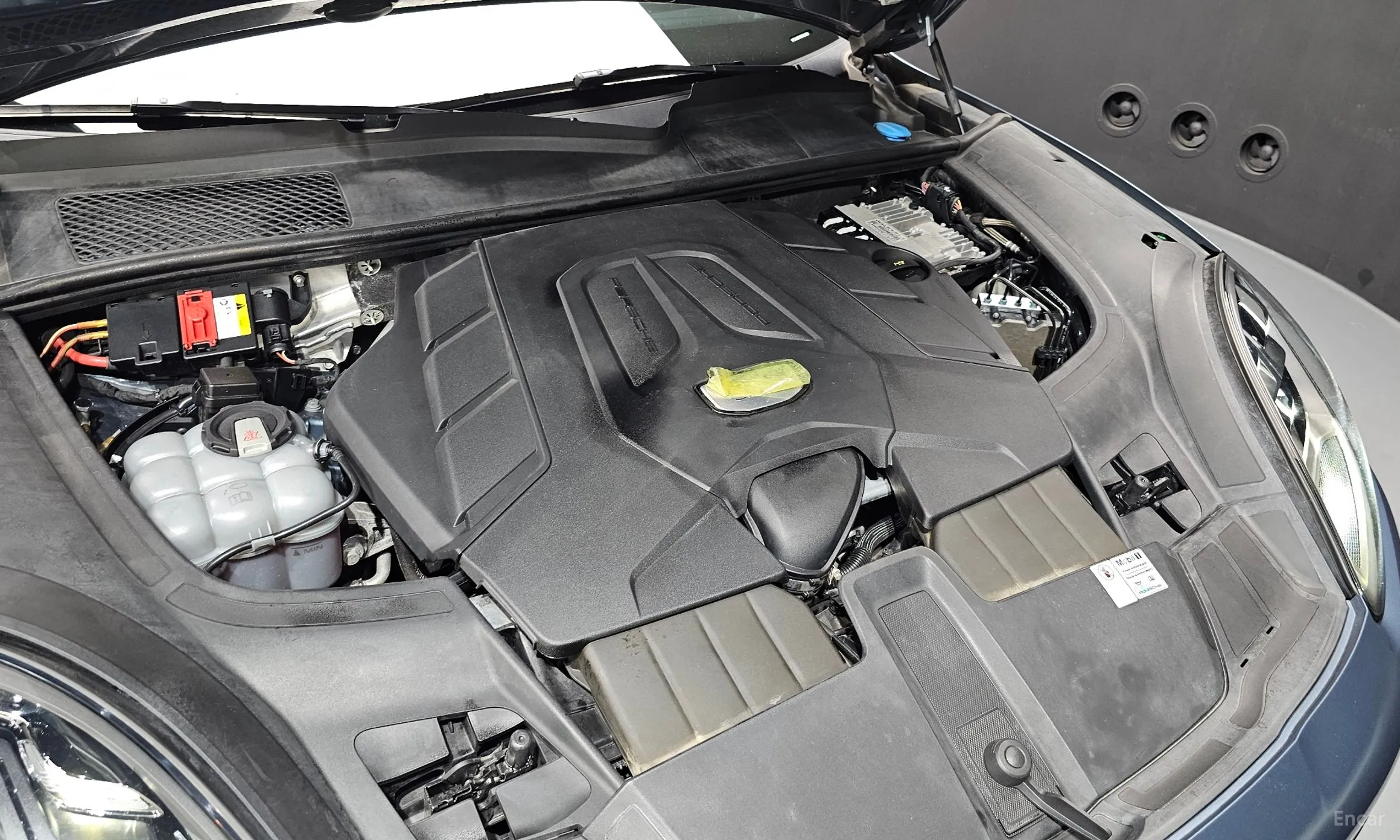 Porsche Cayenne (PO536) превью 6