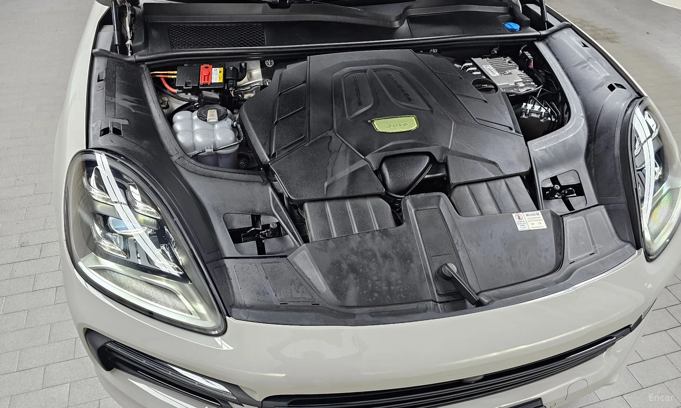 Porsche Cayenne (PO536) превью 6