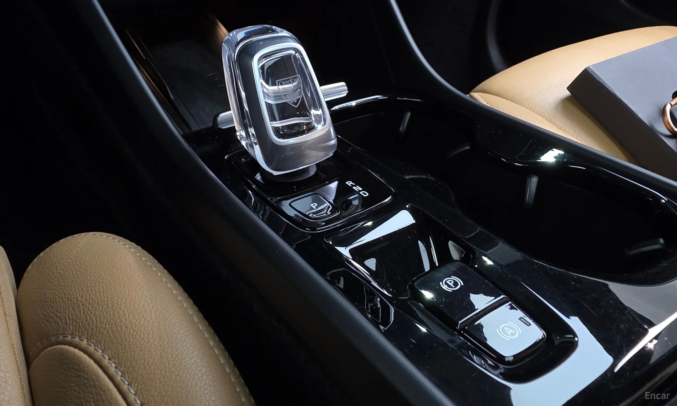 Volvo XC40 превью 9
