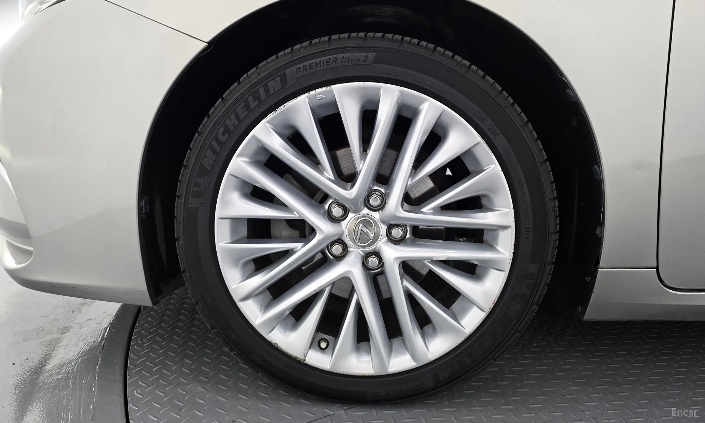 Lexus New ES350 превью 5