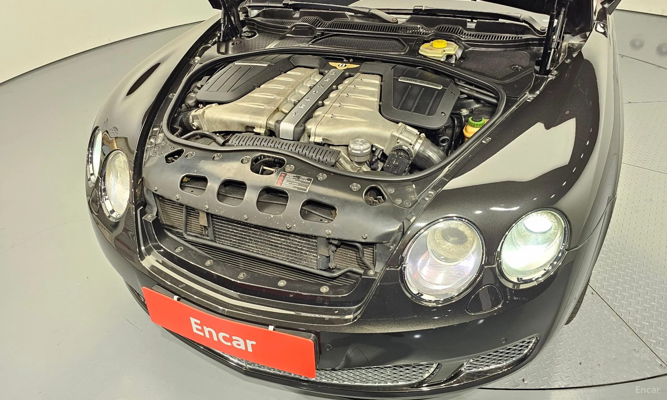 Bentley Flying Spur Gen 1 превью 6