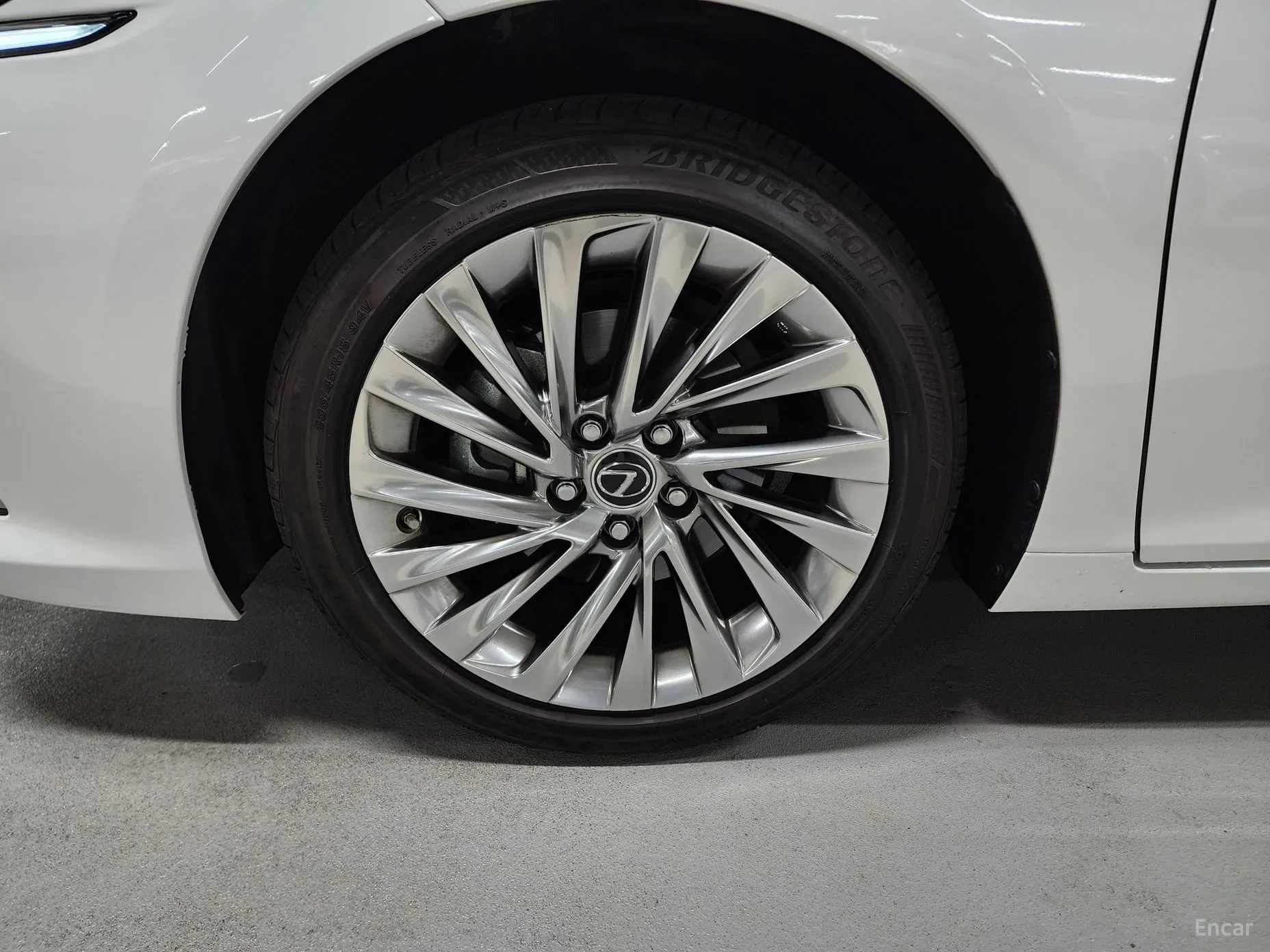 Lexus ES300h 7th Generation превью 5