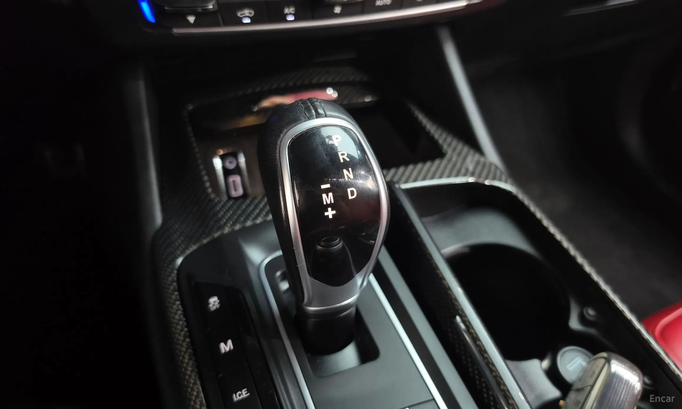 Maserati Levante превью 9