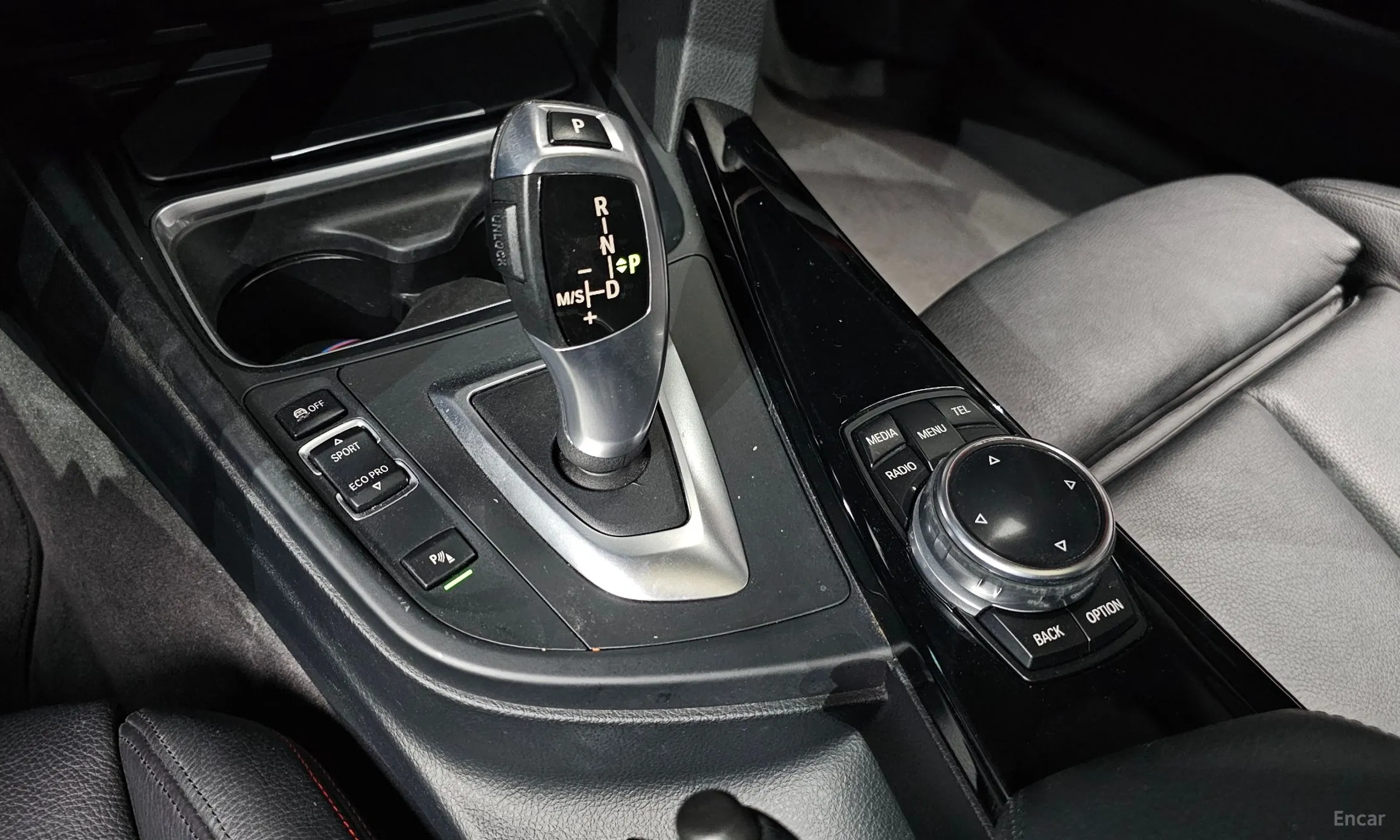 BMW Series 4 (F32) превью 9