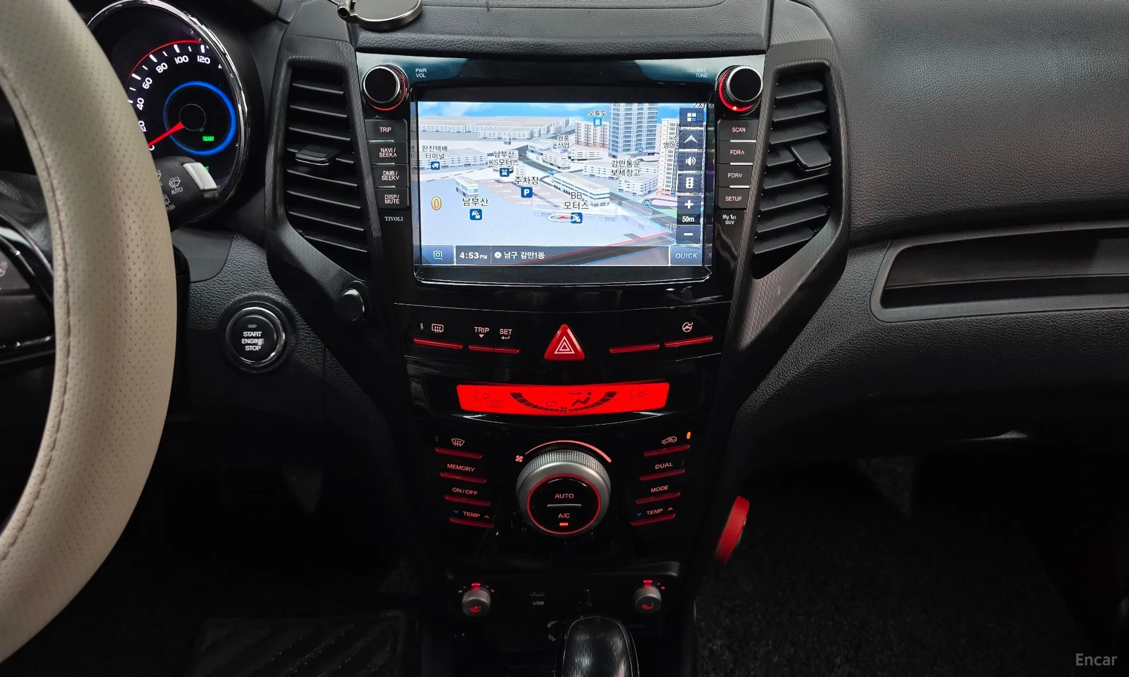 KG Mobility (SsangYong) Tivoli Air превью 14