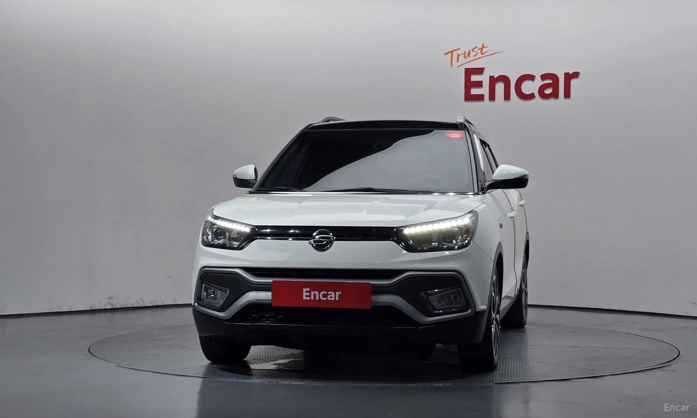 KG Mobility (SsangYong) Tivoli Air превью 3