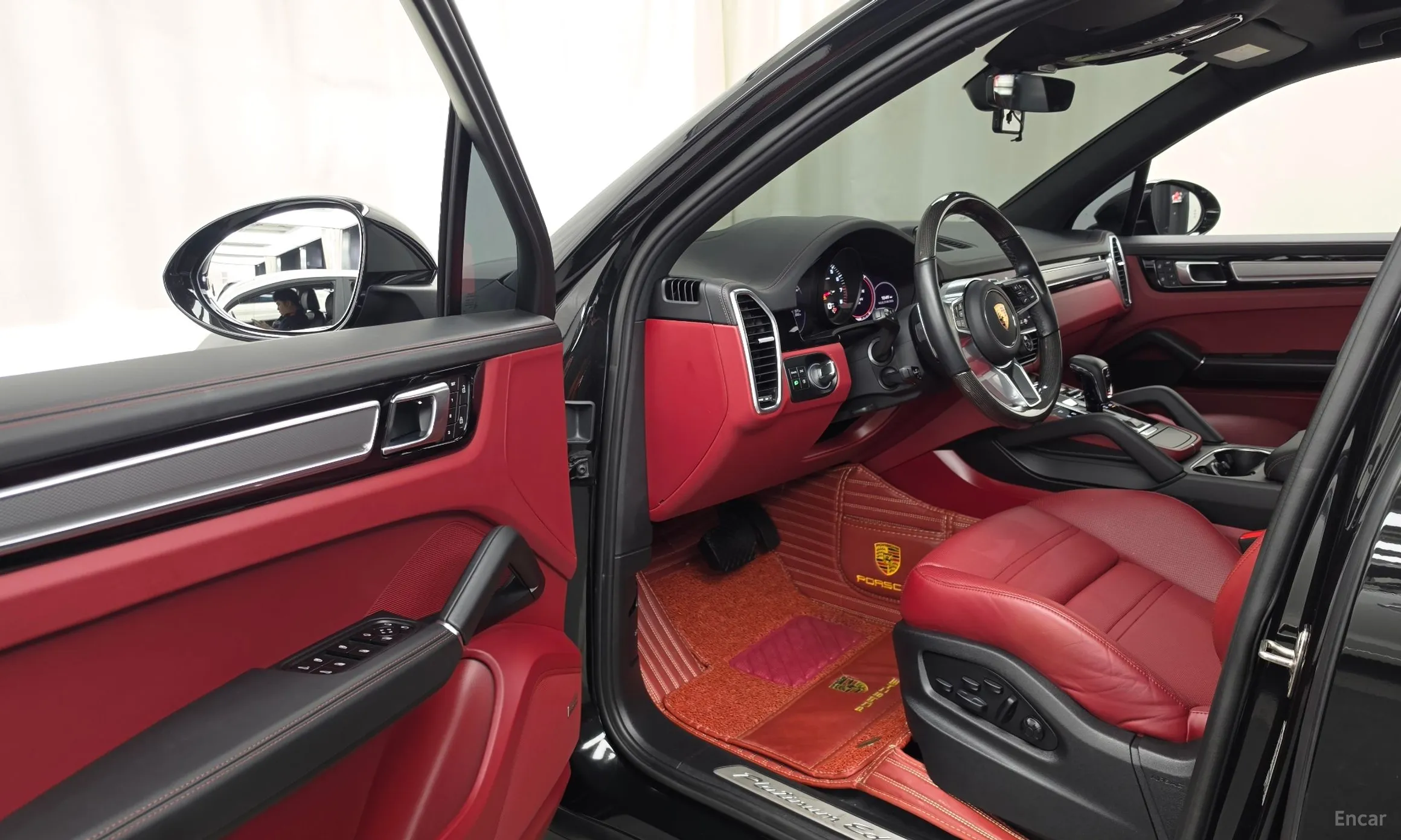 Porsche Cayenne (PO536) превью 10