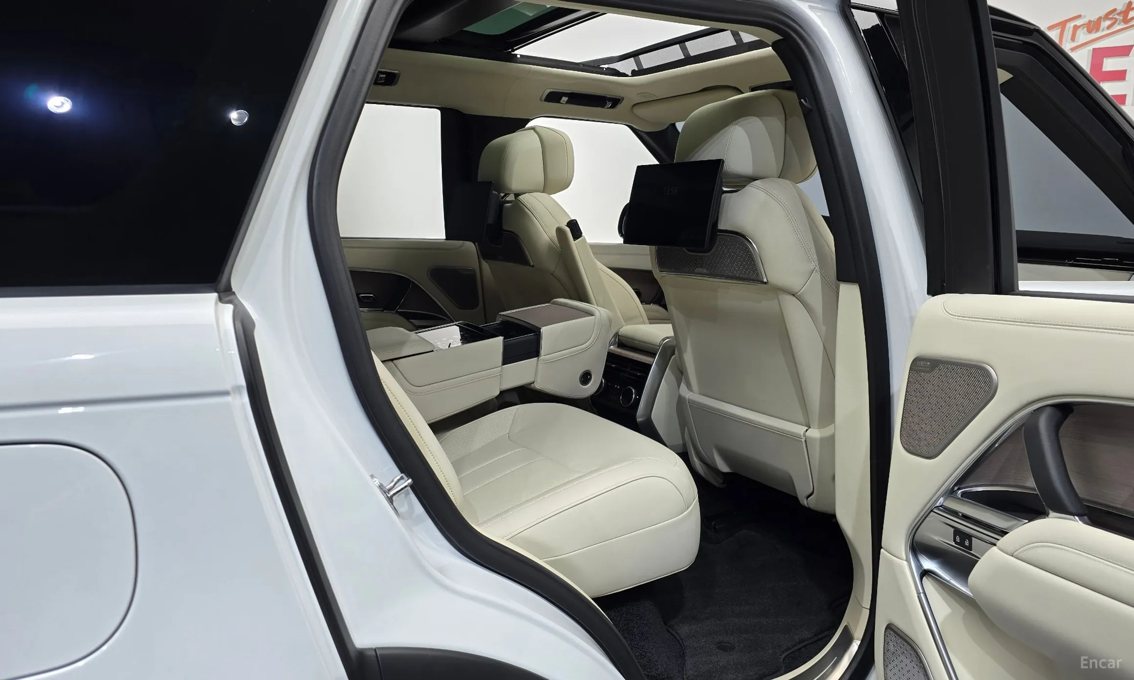 Land Rover Range Rover 5th Generation превью 11