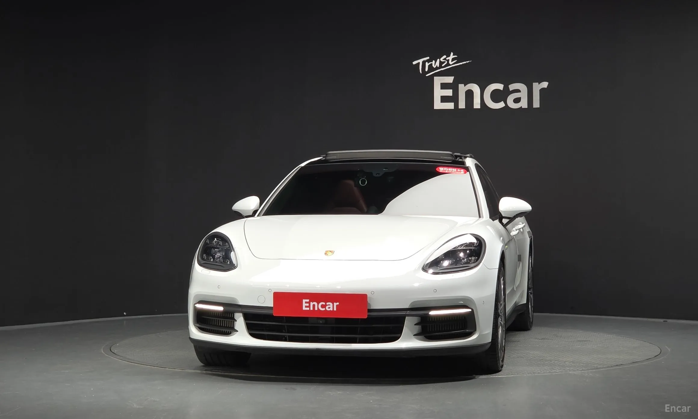 Porsche Panamera (971) превью 3