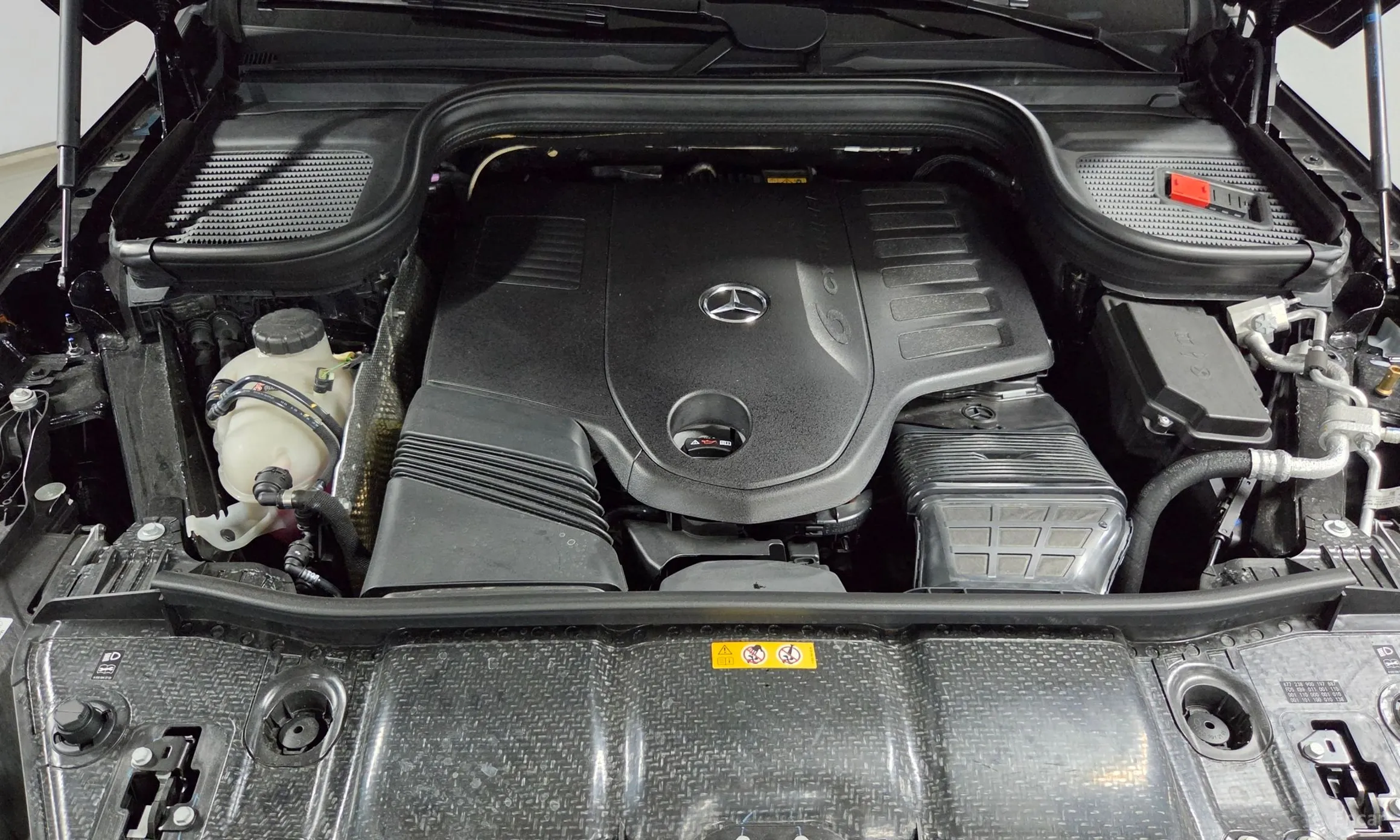 Mercedes Benz GLE-Class W167 превью 6