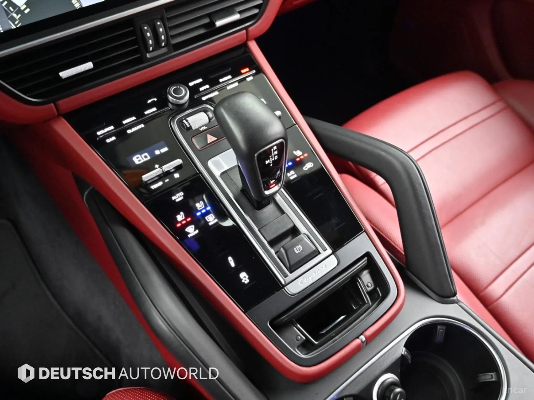 Porsche Cayenne (PO536) превью 10