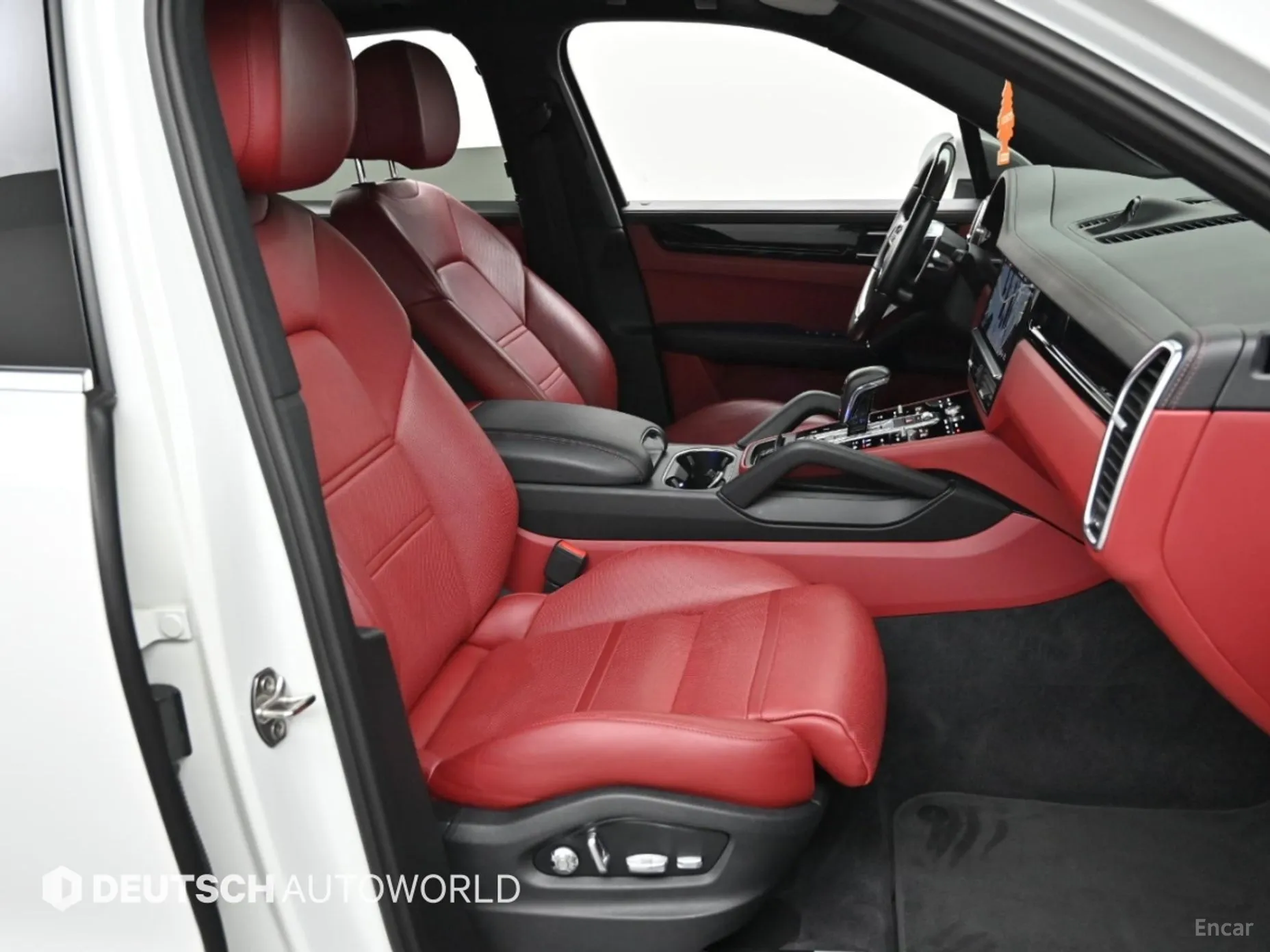 Porsche Cayenne (PO536) превью 11