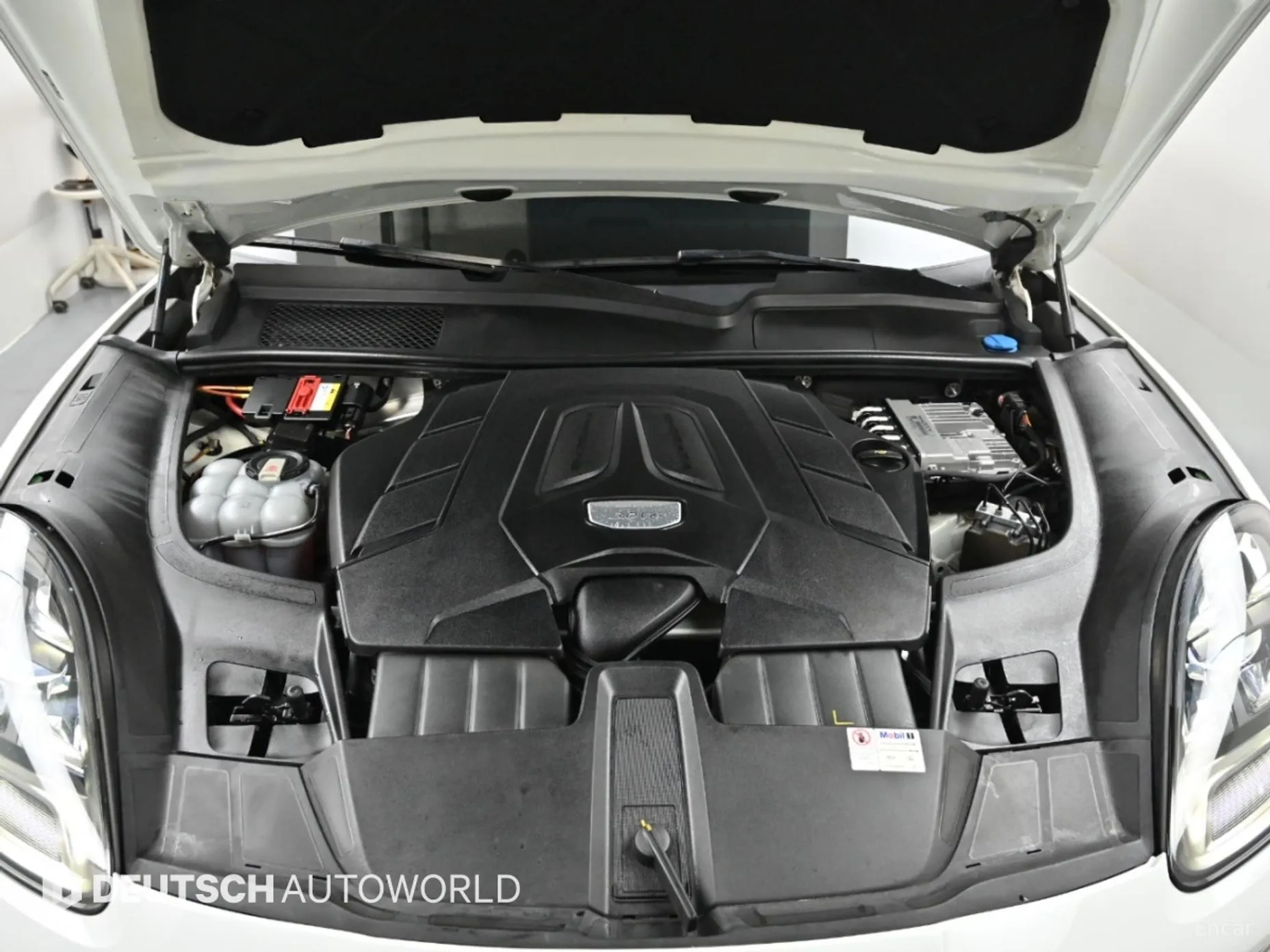 Porsche Cayenne (PO536) превью 7