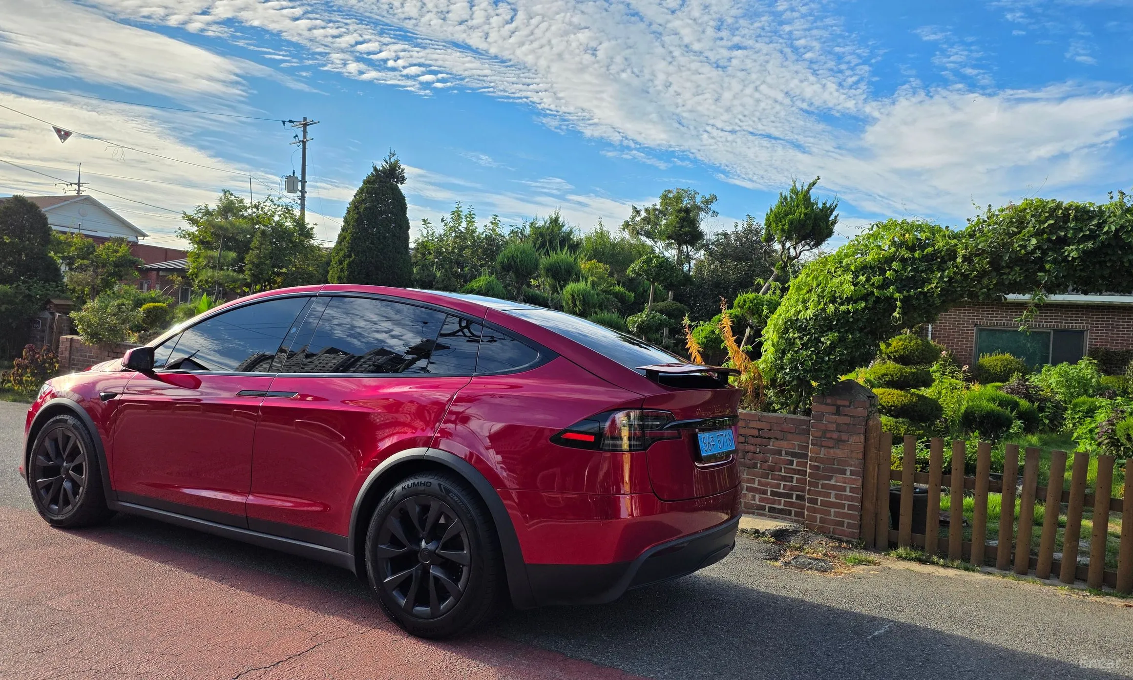 Tesla Model X превью 7