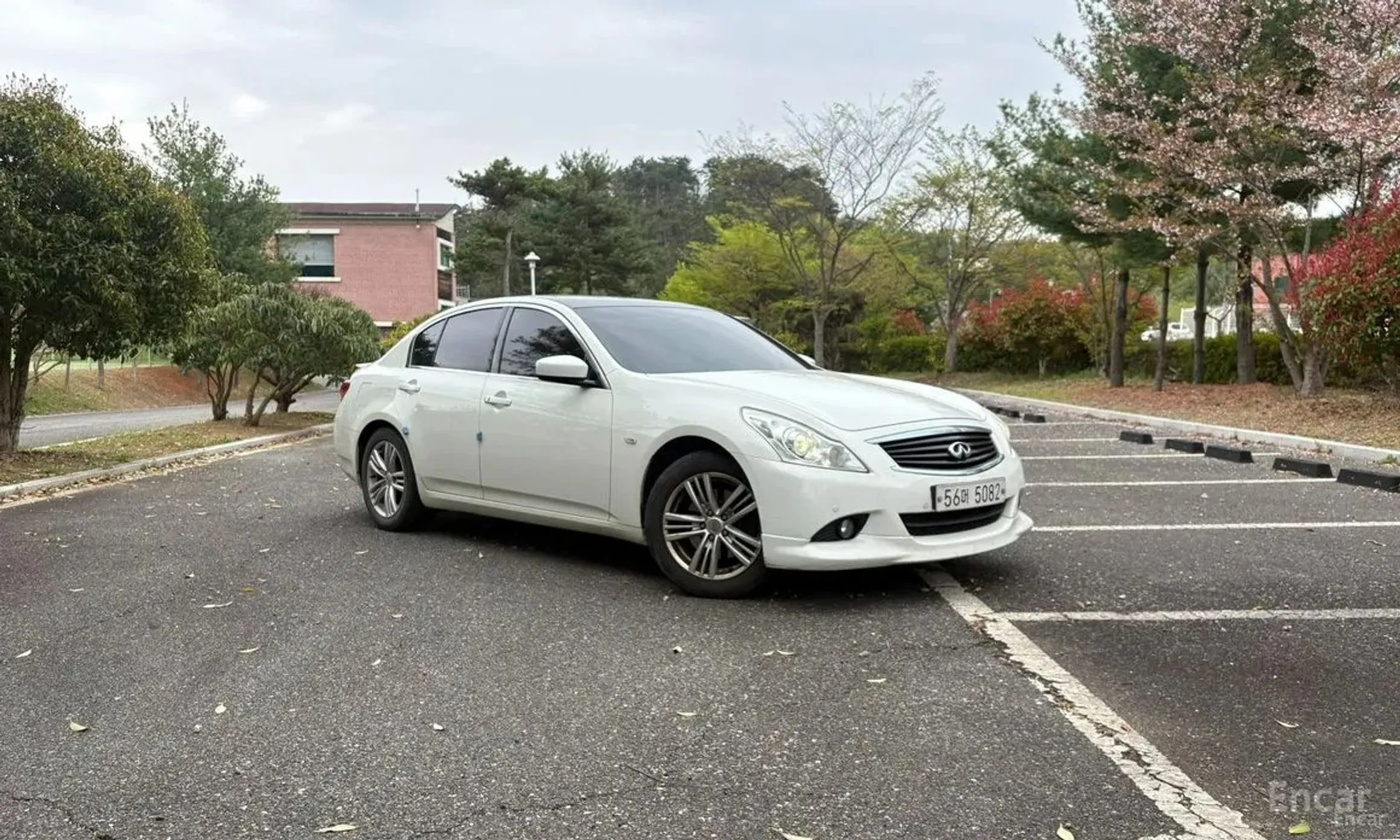 Infiniti G25