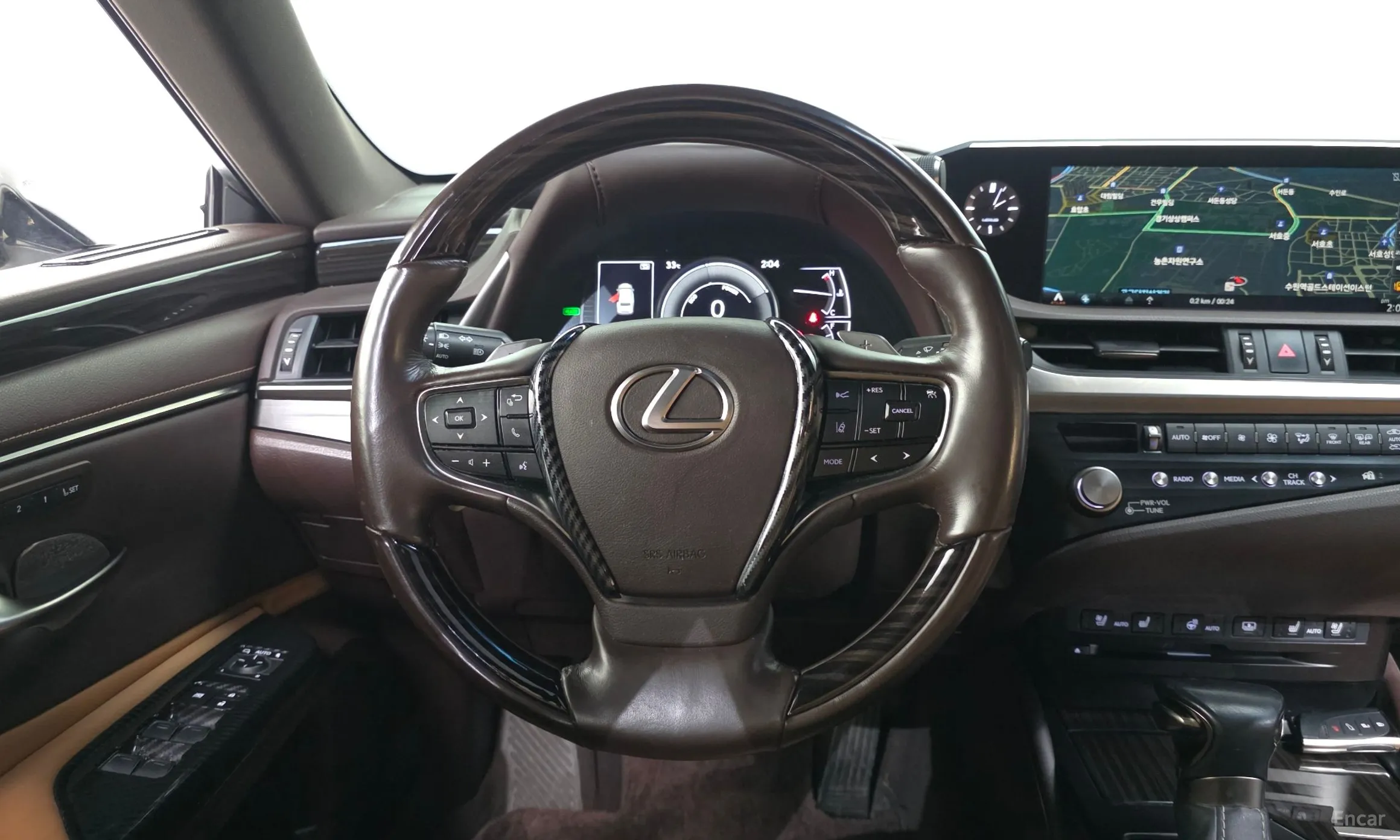 Lexus ES300h 7th Generation превью 13