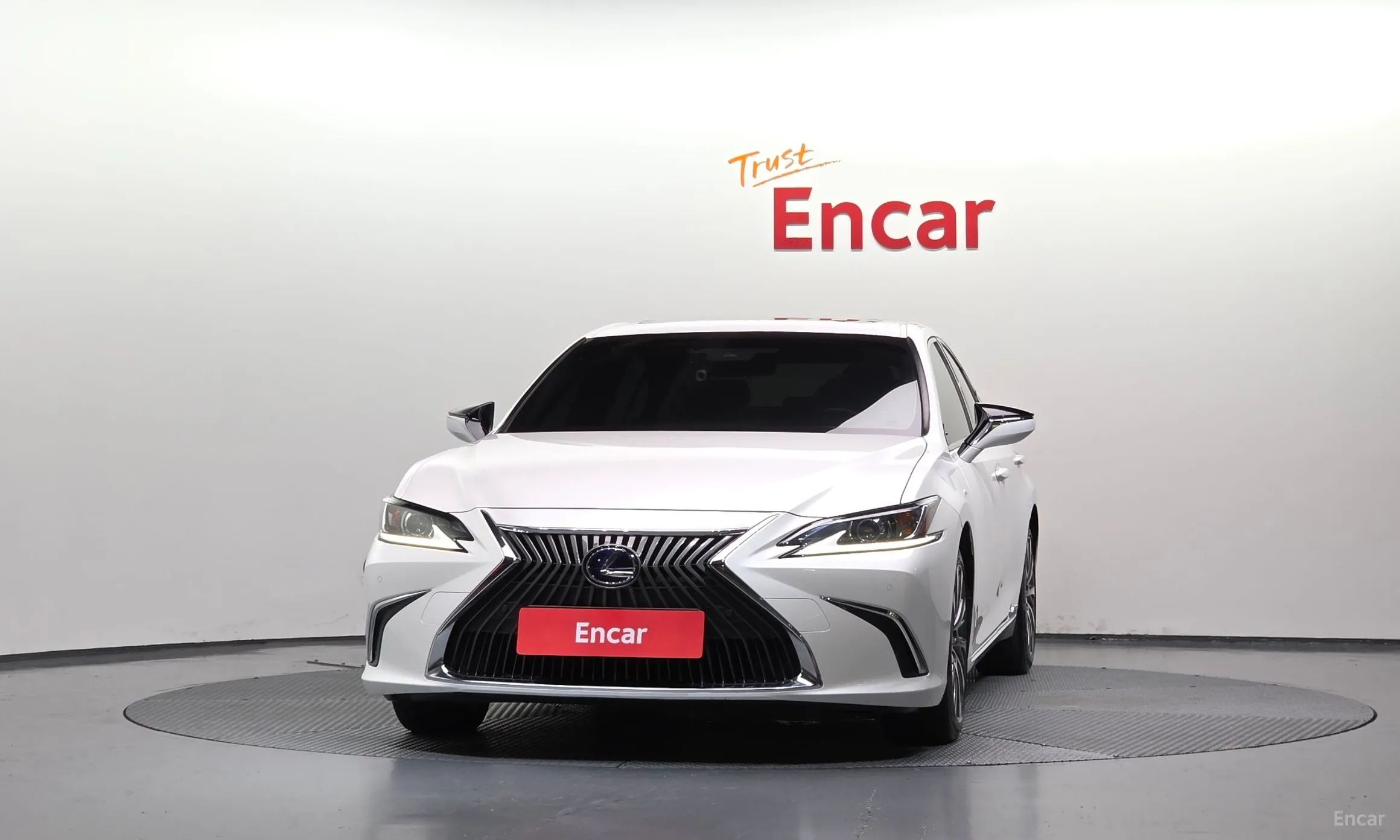 Lexus ES300h 7th Generation превью 3