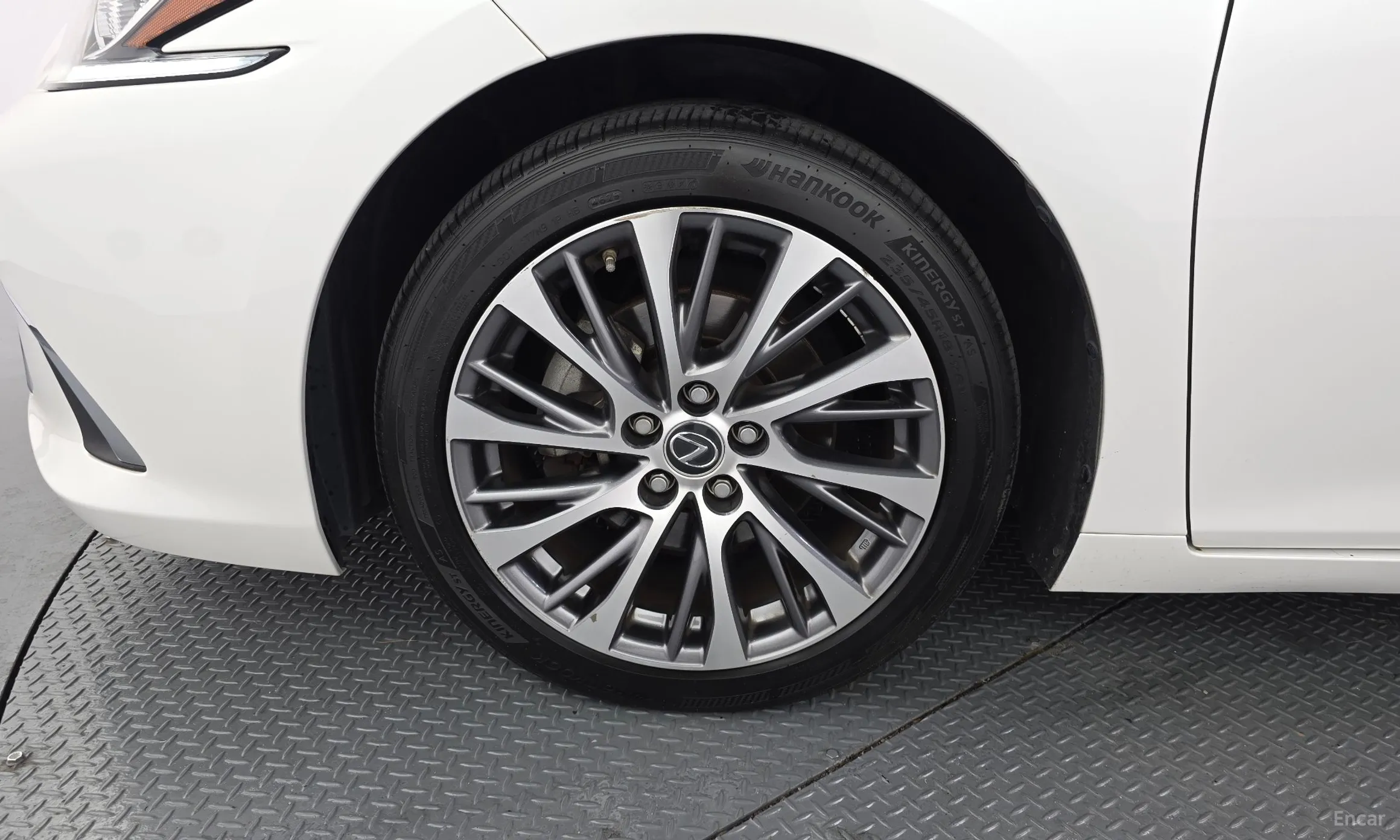 Lexus ES300h 7th Generation превью 5