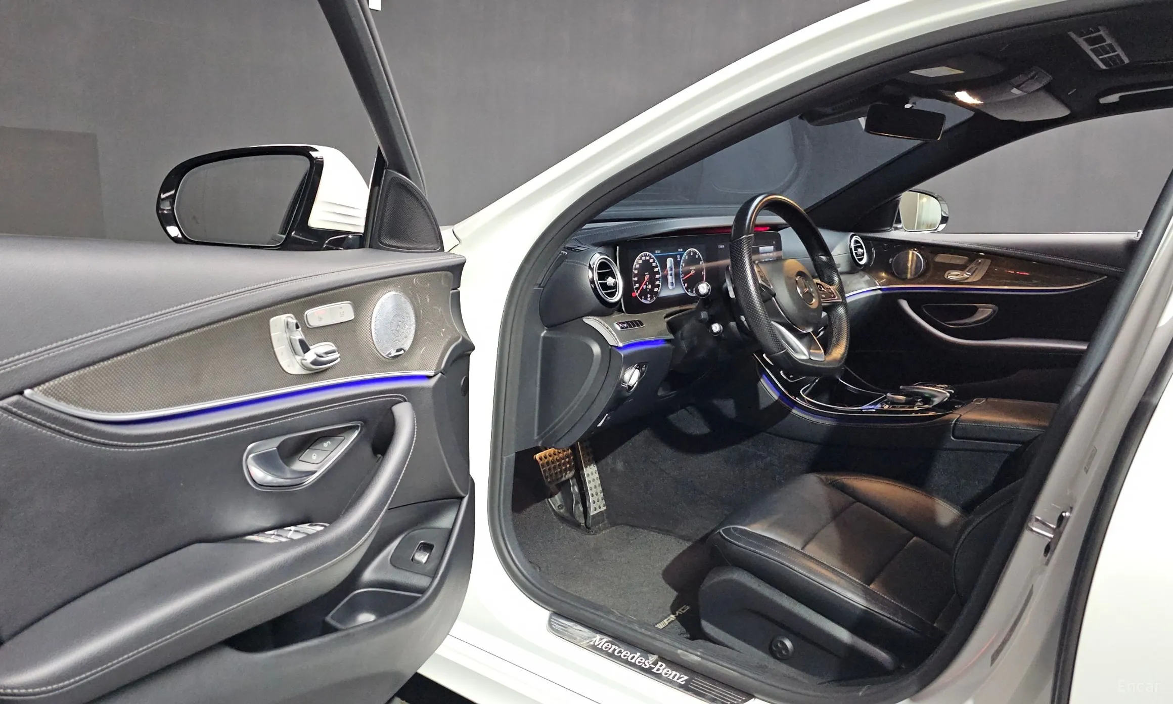 Mercedes Benz E-Class W213 превью 10