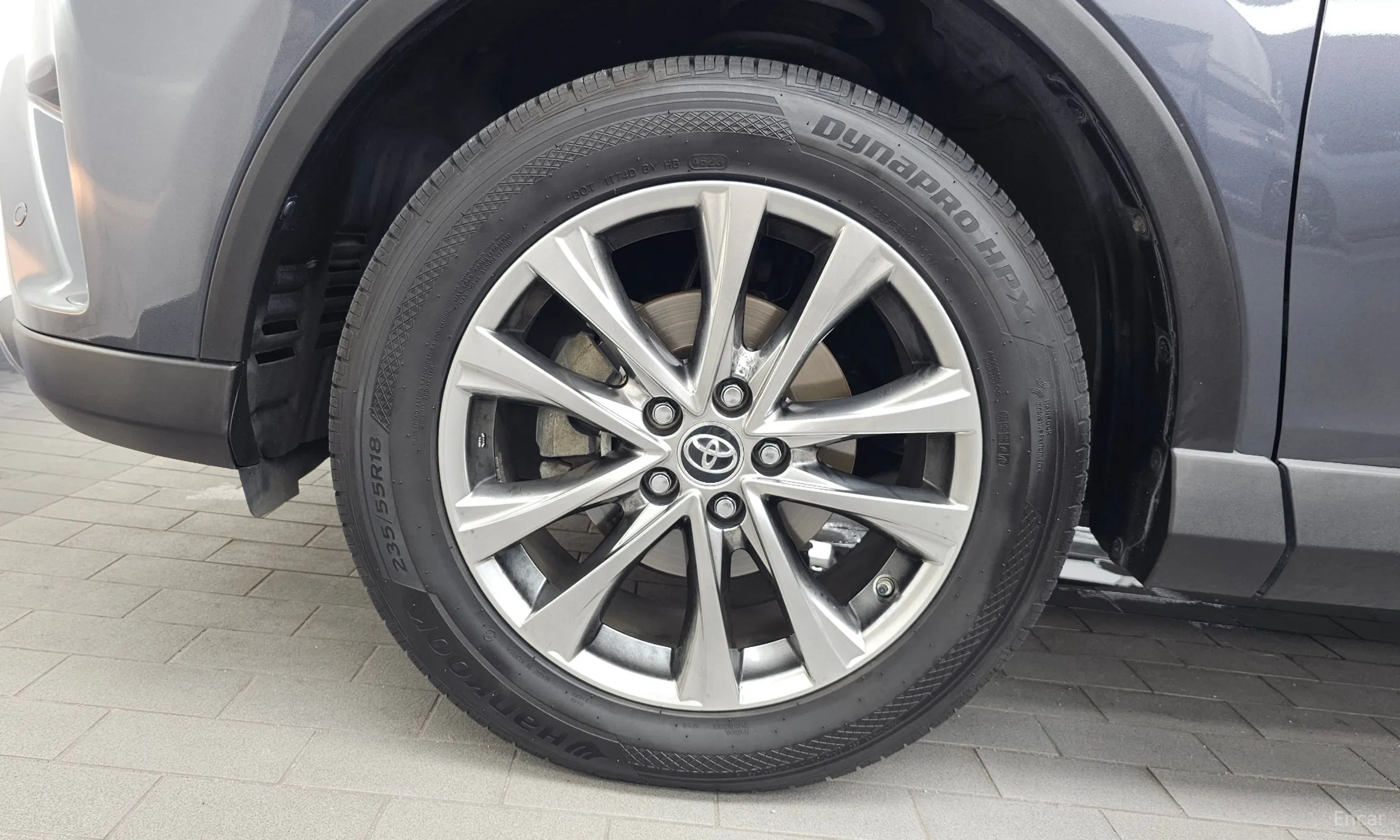 Toyota RAV4 превью 5
